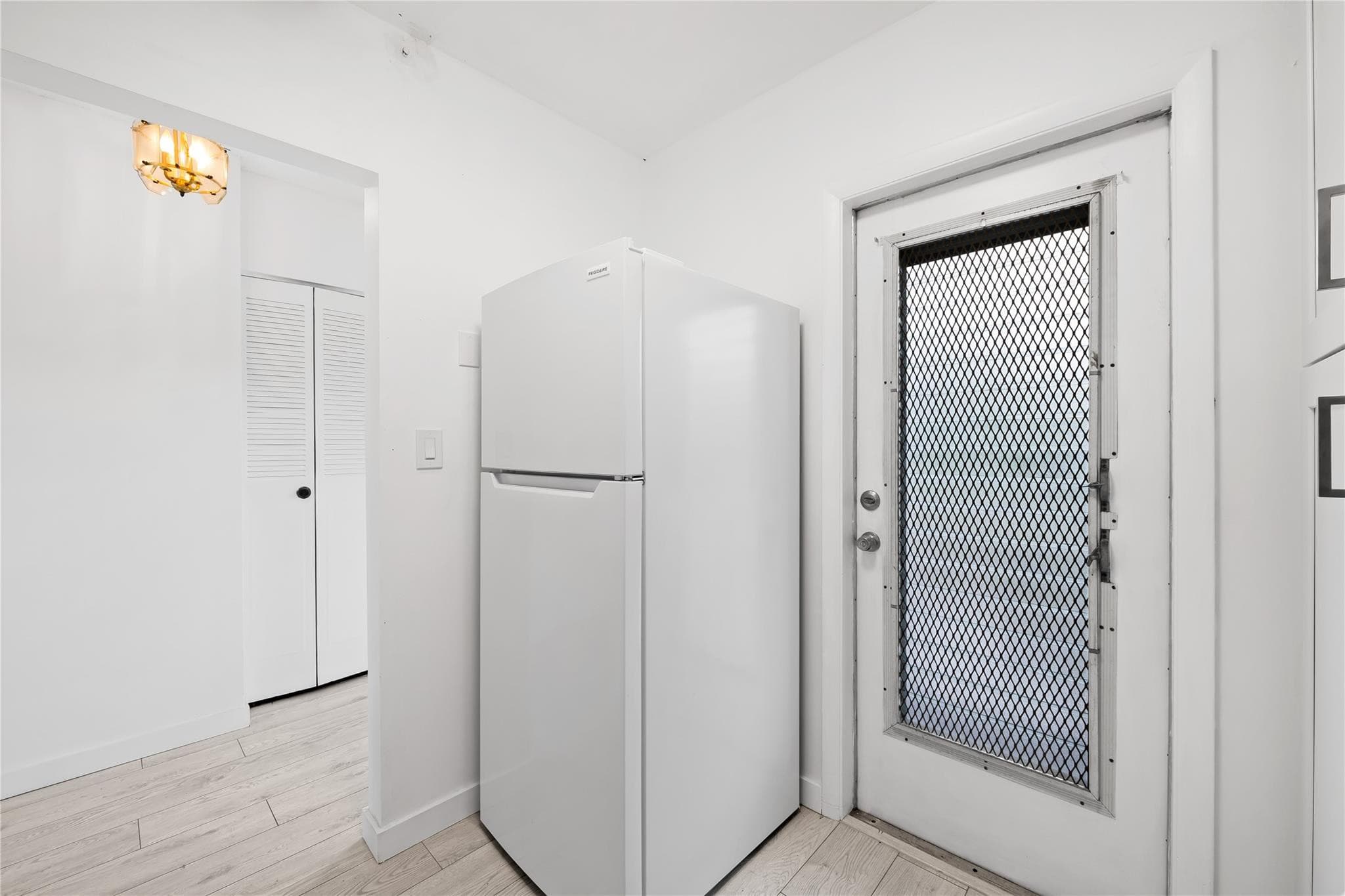 5031 W Oakland Park Boulevard 309, Lauderdale Lakes, FL 33313 — photo 5 of 23