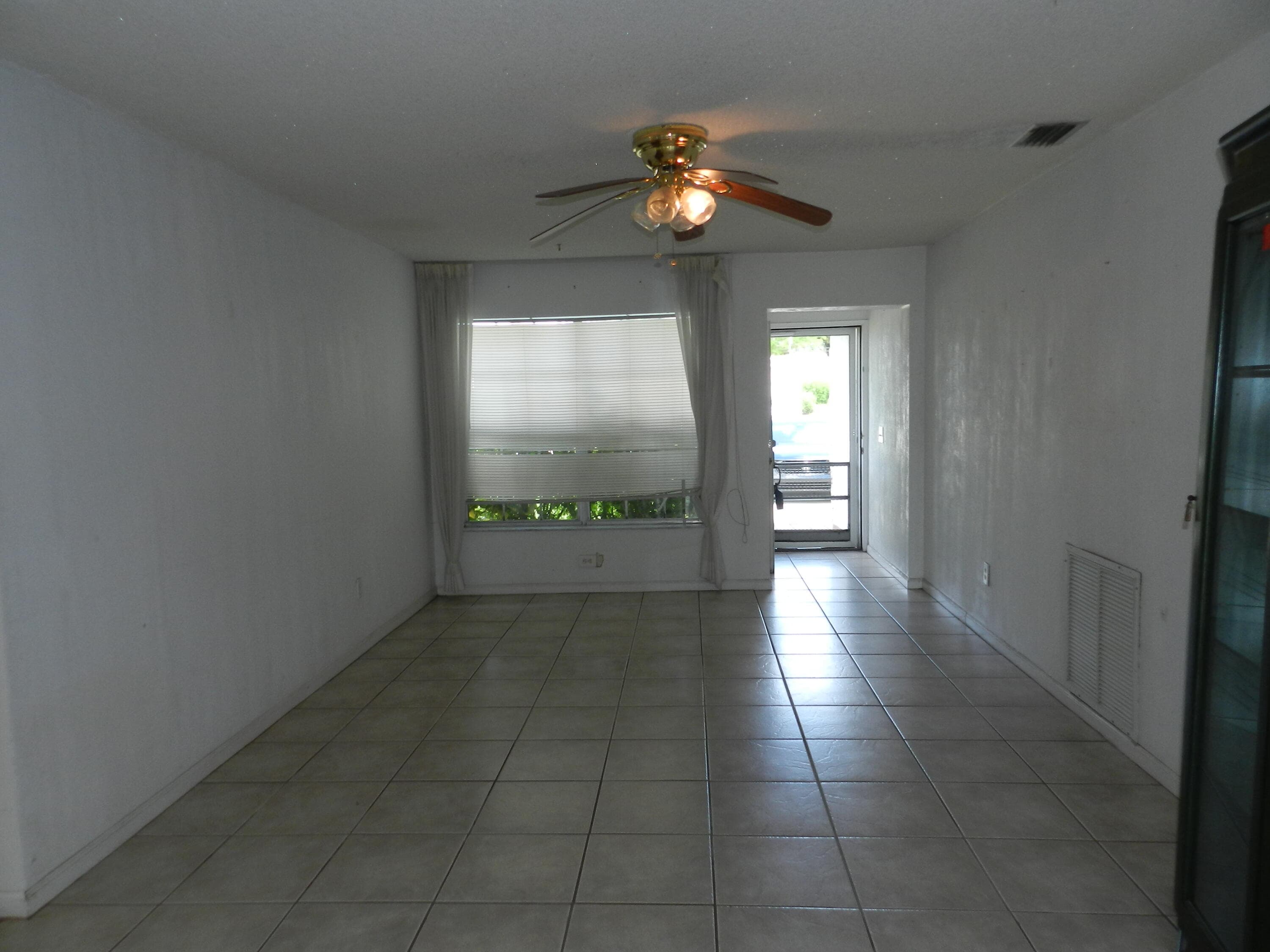 3151 Pinehurst Drive, Lake Worth, FL 33467 — photo 8 of 18