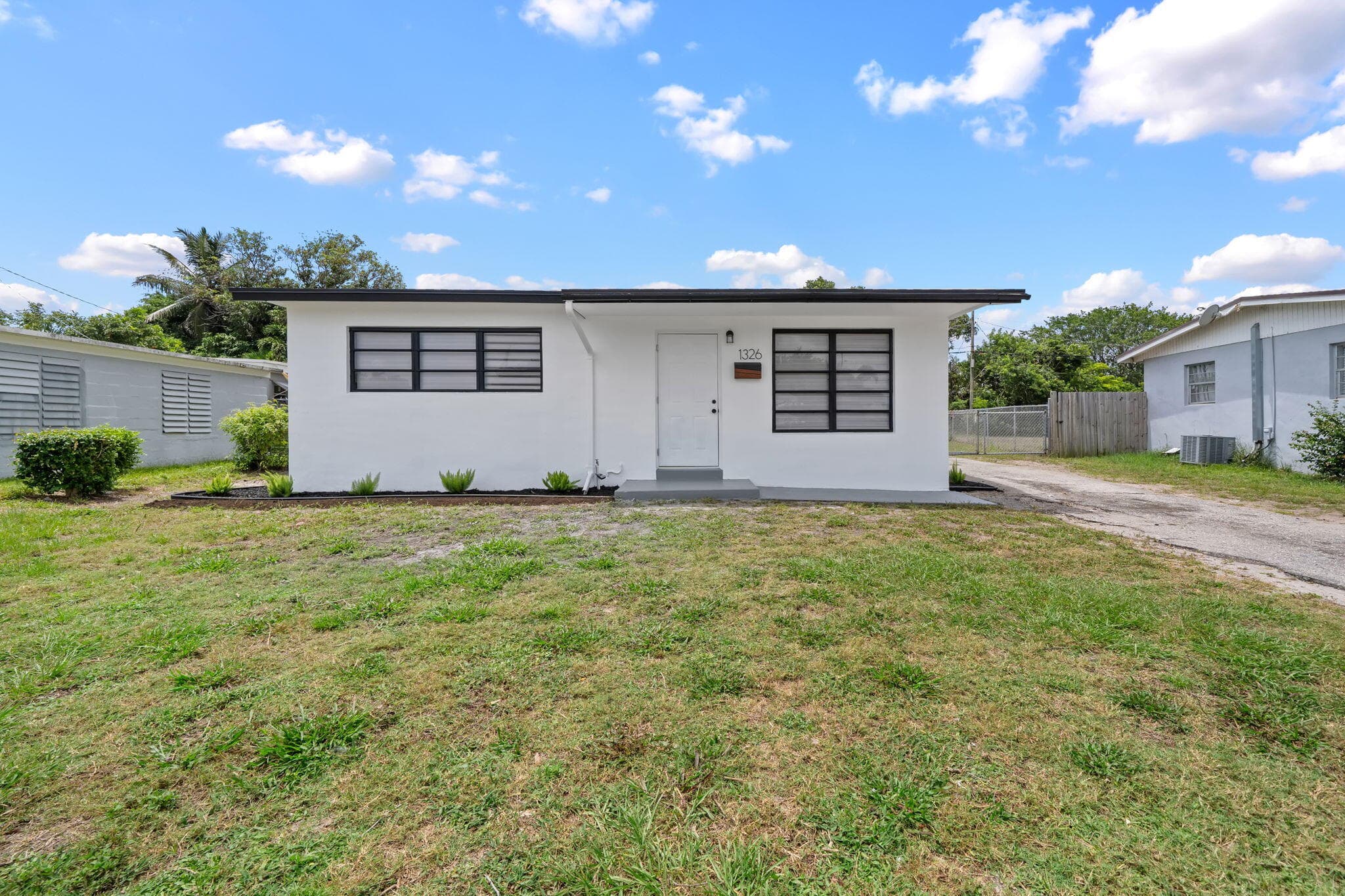 1326 8th Street, West Palm Beach, FL 33401 — photo 17 of 24