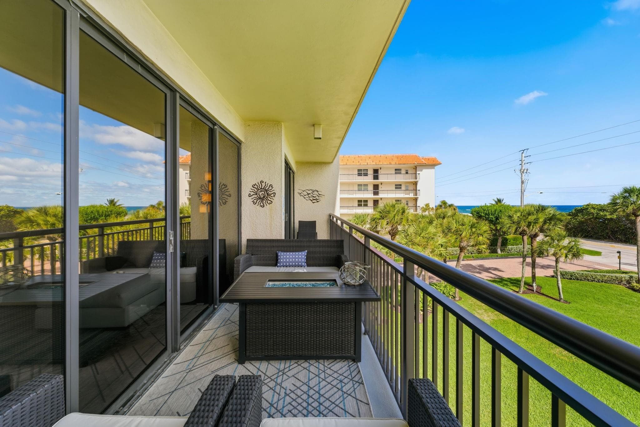 2727 N Ocean Boulevard Unit 301, Boca Raton, FL 33431 — photo 15 of 27