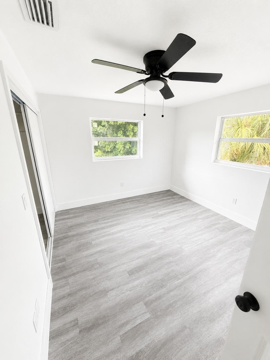 735 20th Street, West Palm Beach, FL 33407 — photo 15 of 17
