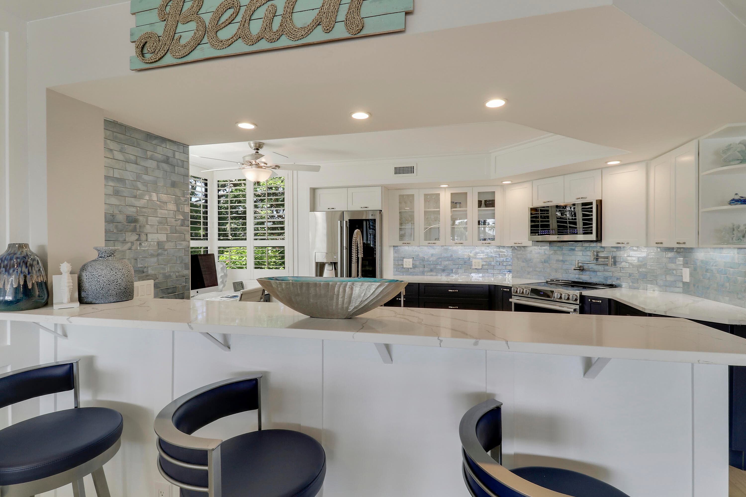 515 Bay Colony Drive N, Juno Beach, FL 33408 — photo 12 of 74