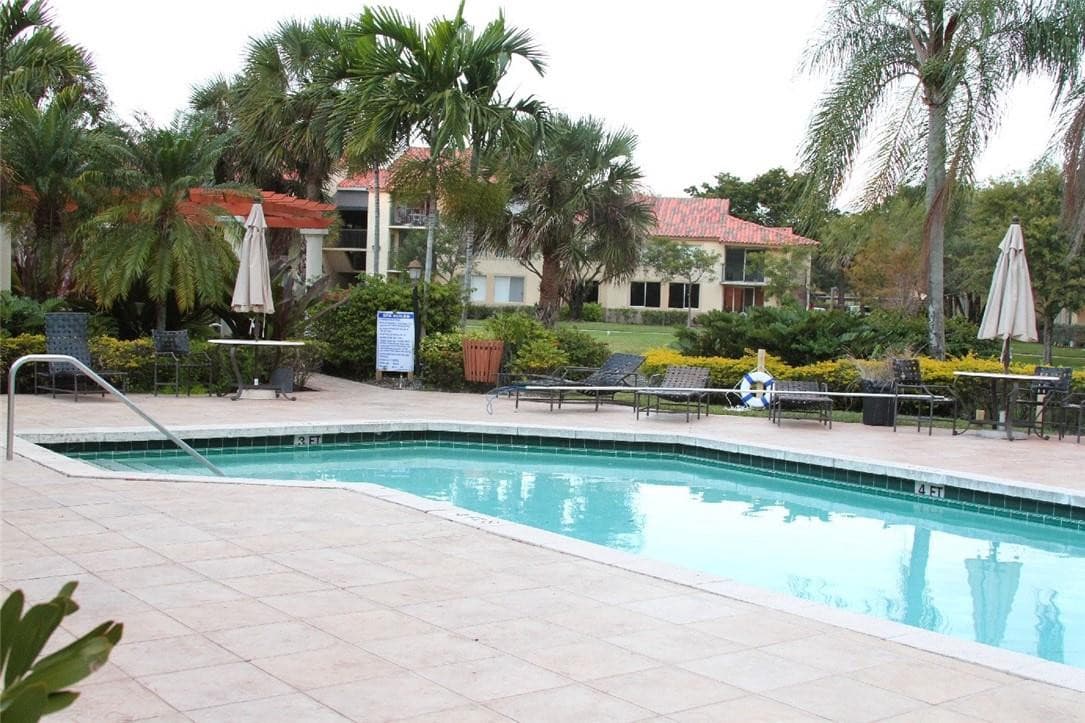 10773 Cleary Boulevard 109, Plantation, FL 33324 — photo 18 of 20