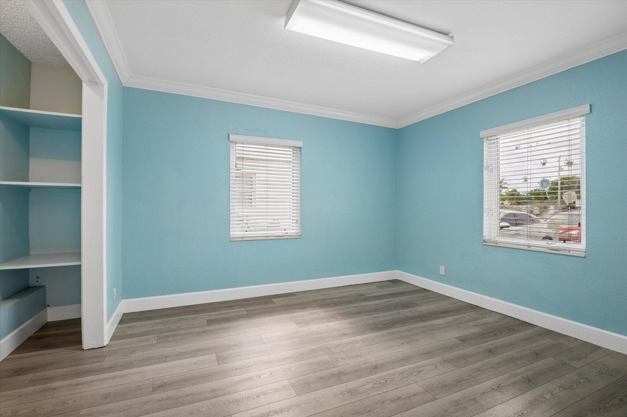 411 E Commercial Boulevard, Oakland Park, FL 33334 — photo 8 of 17