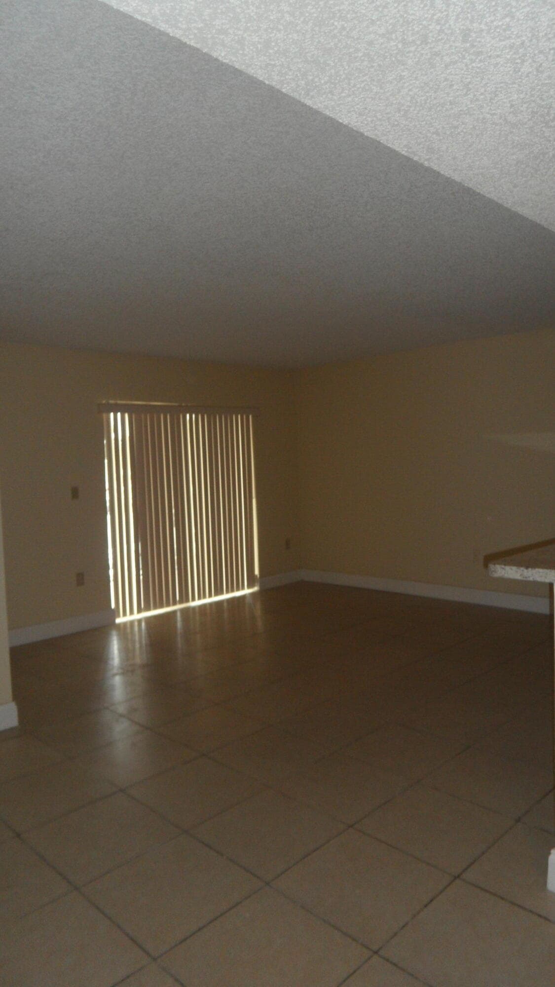 351 Palm Way 201, Pembroke Pines, FL 33025 — photo 10 of 33