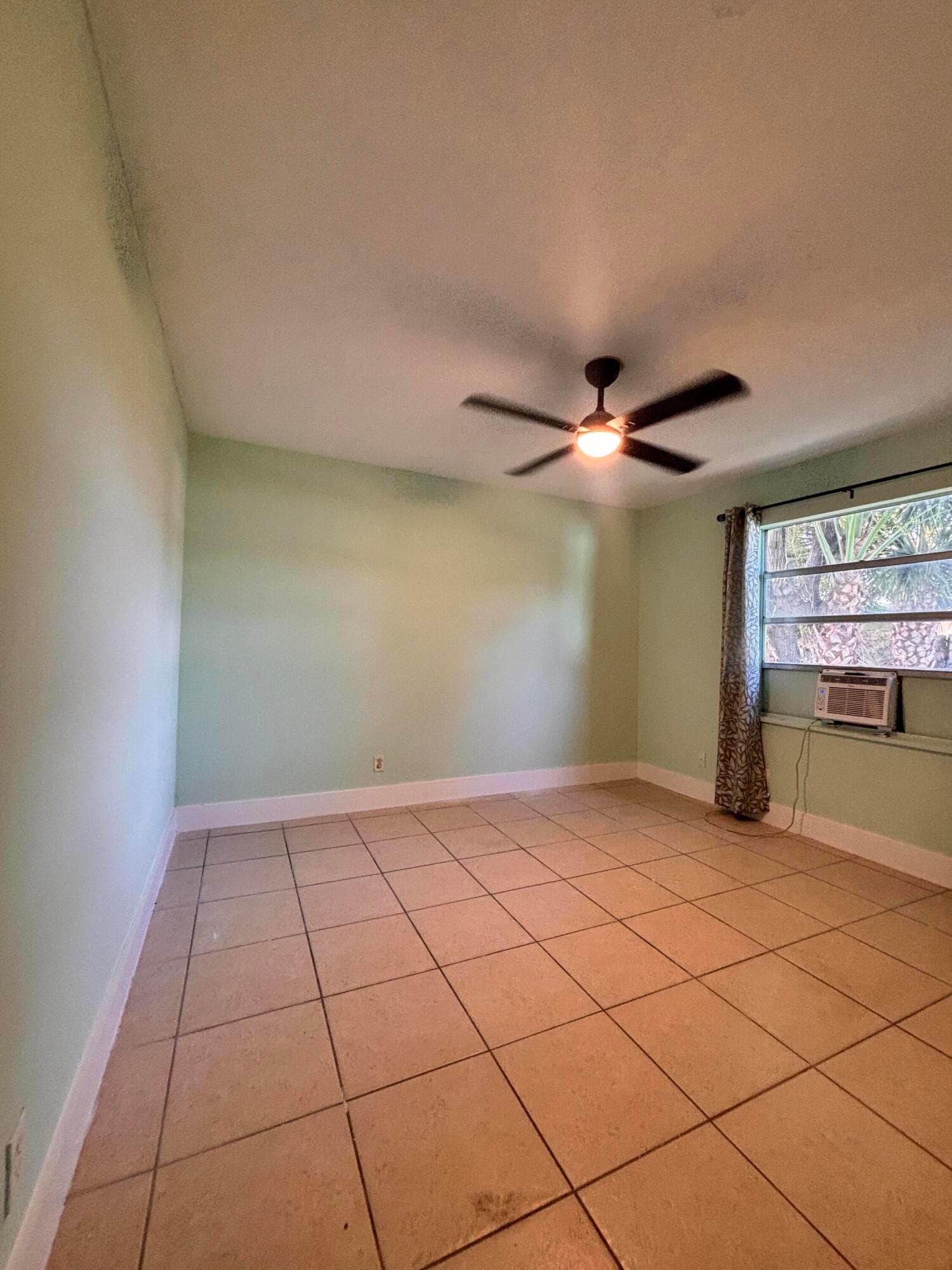 1328 W 6th Street, Riviera Beach, FL 33404 — photo 7 of 11