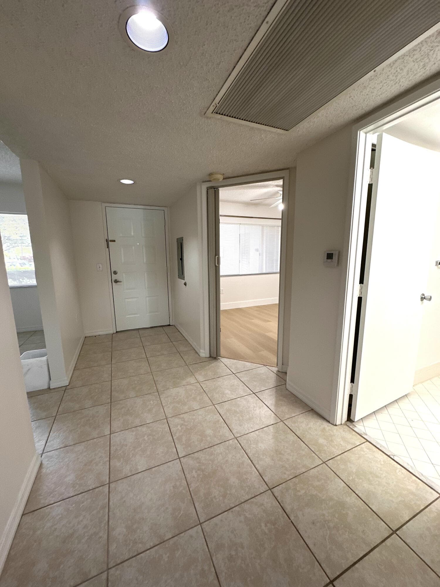 1400 SW 137 Avenue 107f, Pembroke Pines, FL 33027 — photo 5 of 25