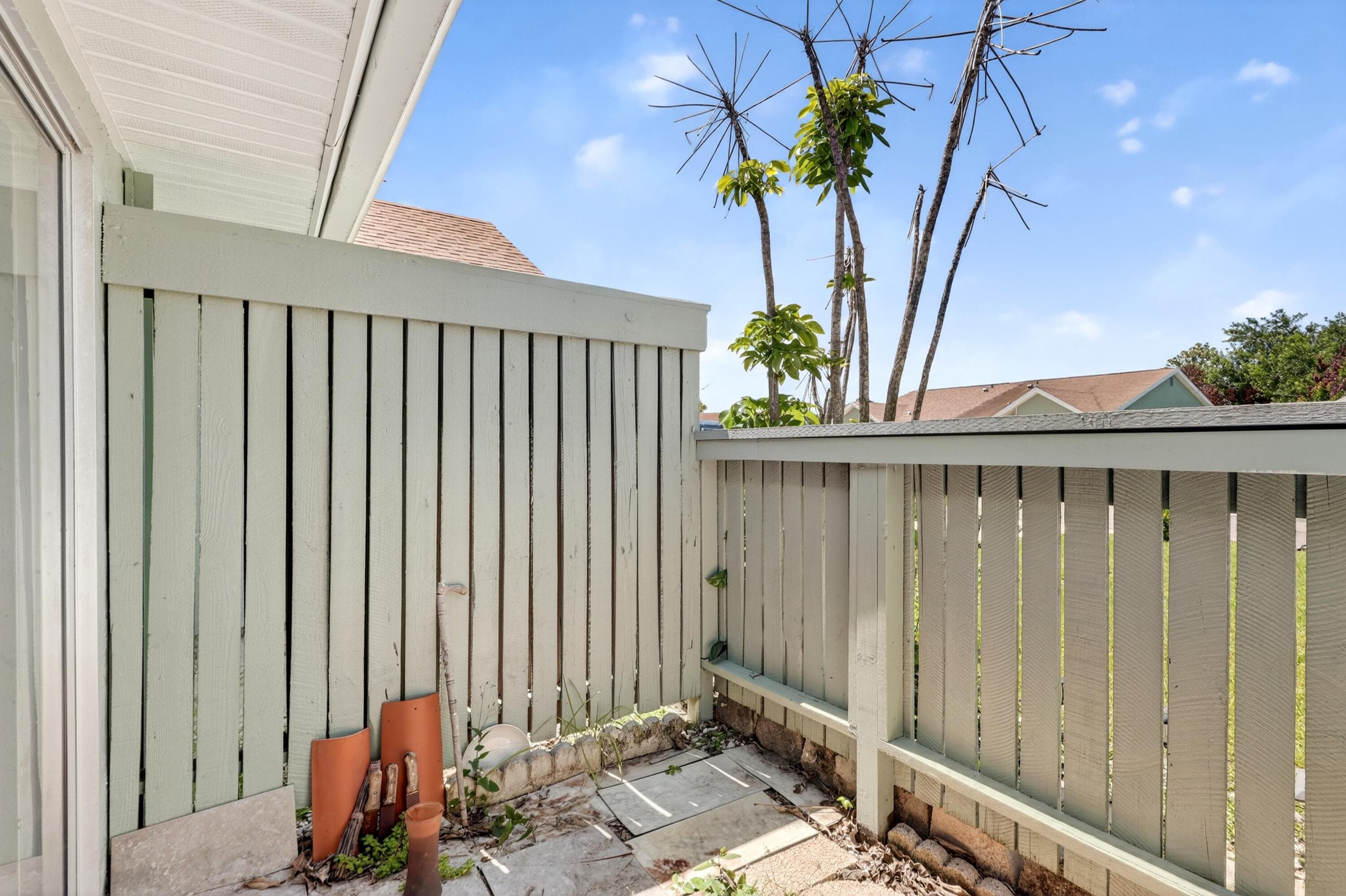 1434 SE Larkwood Circle, FL 34952 — photo 33 of 49