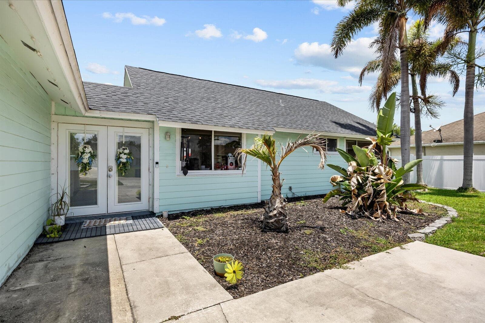 2426 SE Cooper Lane, Port St. Lucie, FL 34984 — photo 3 of 41