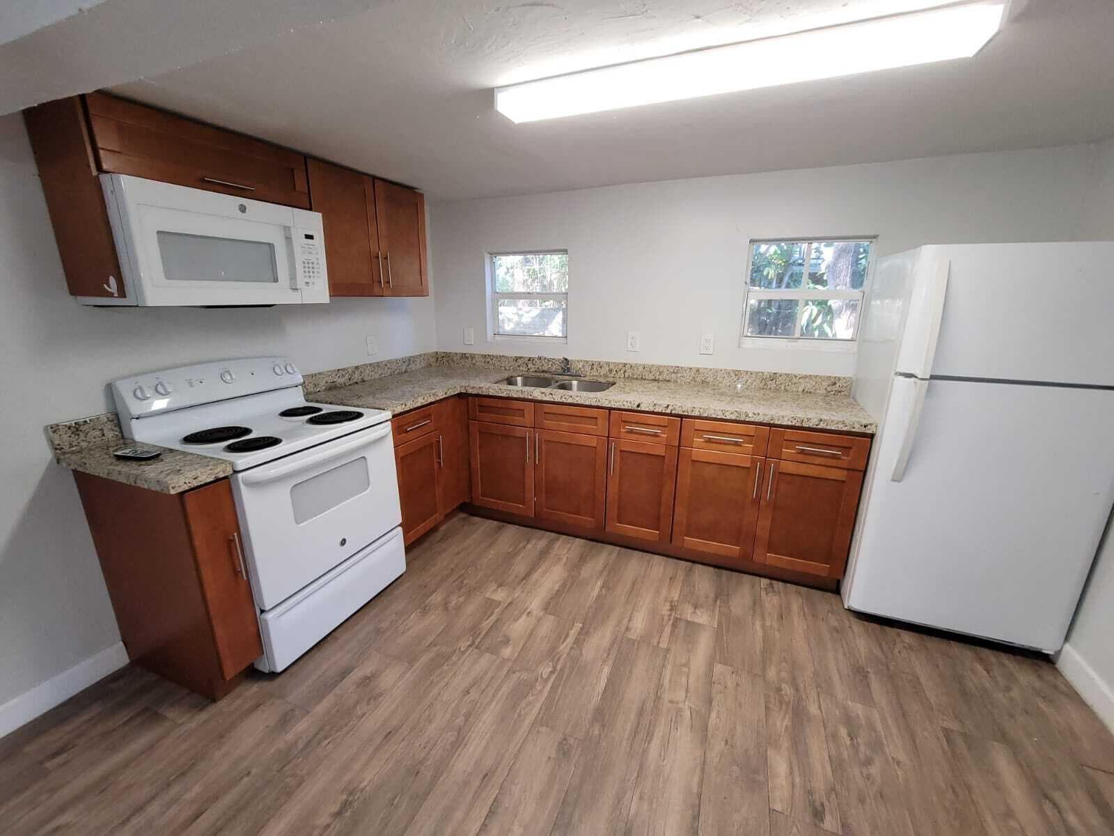 210 SW 7th Street, Dania Beach, FL 33004 — photo 3 of 15