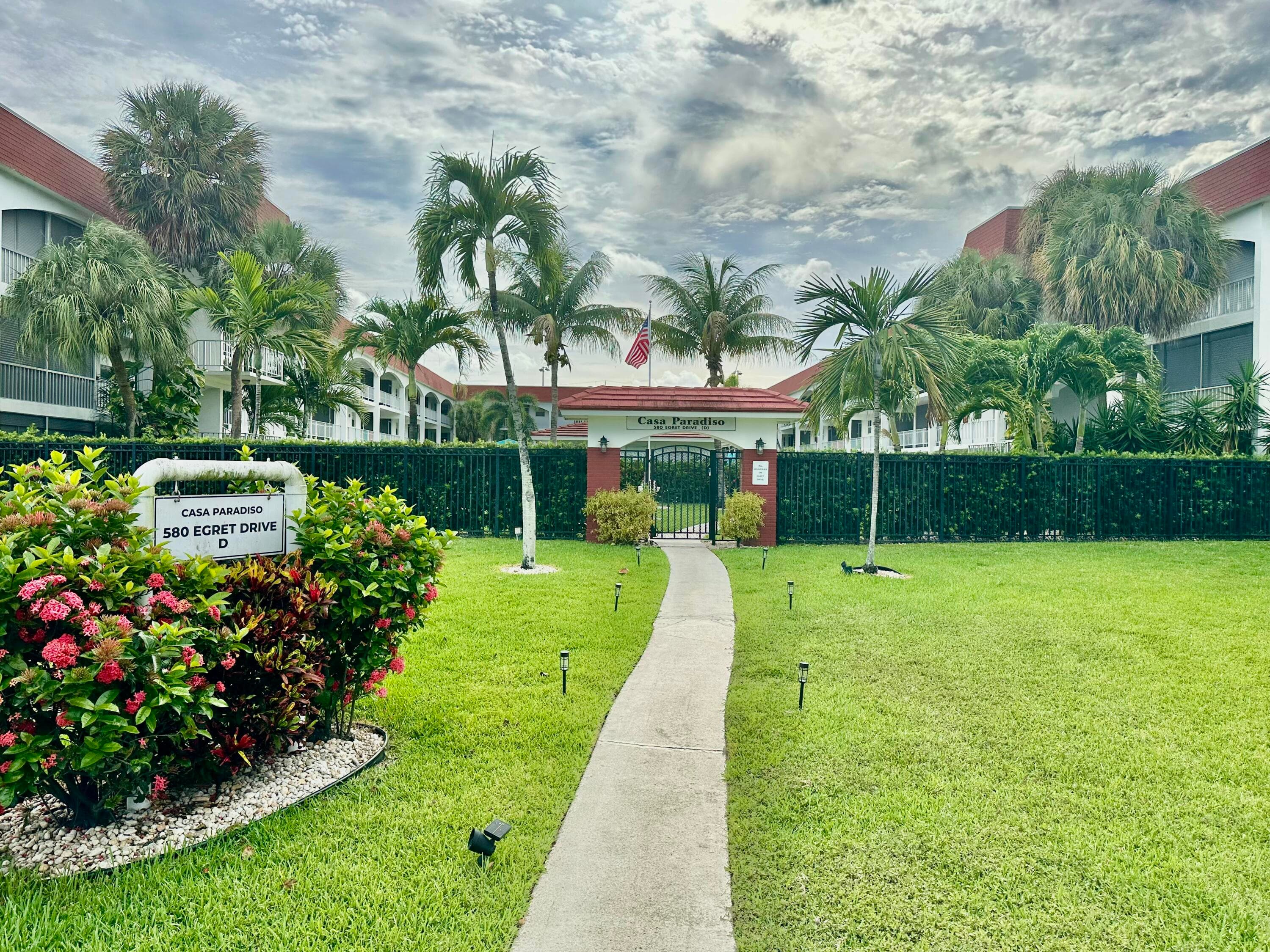 580 Egret Drive 305, Hallandale Beach, FL 33009 — photo 14 of 20