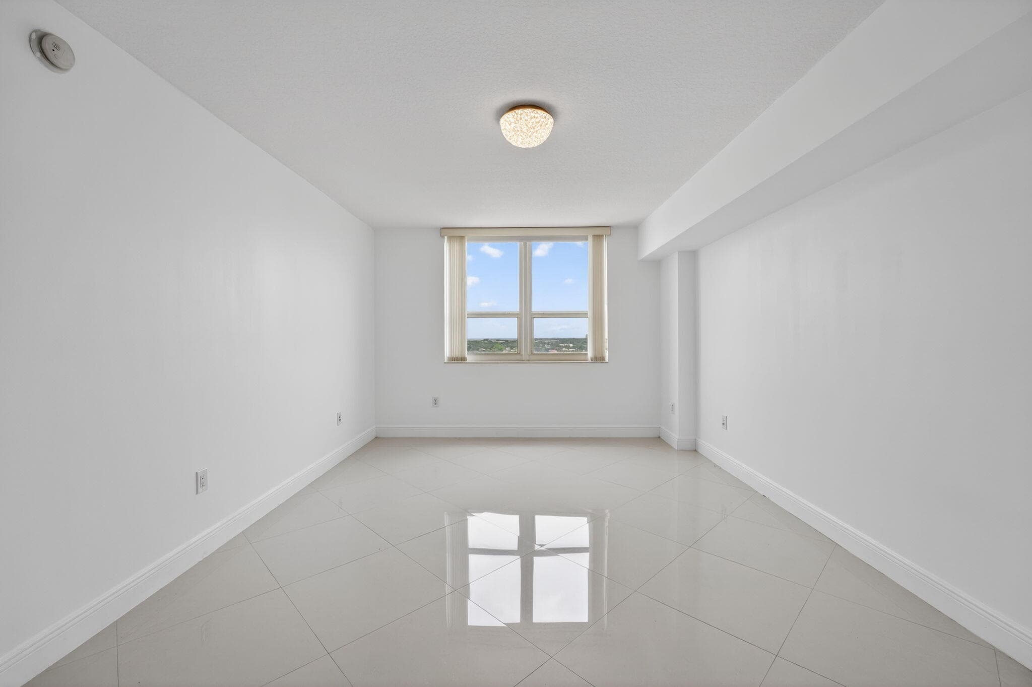 3232 Coral Way 1601, Miami, FL 33145 — photo 18 of 24