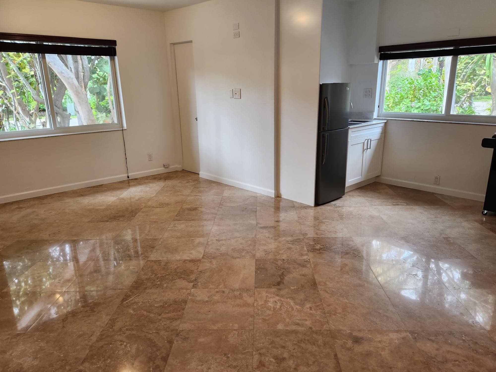 5748 NE 27th Avenue, Fort Lauderdale, FL 33308 — photo 1 of 14