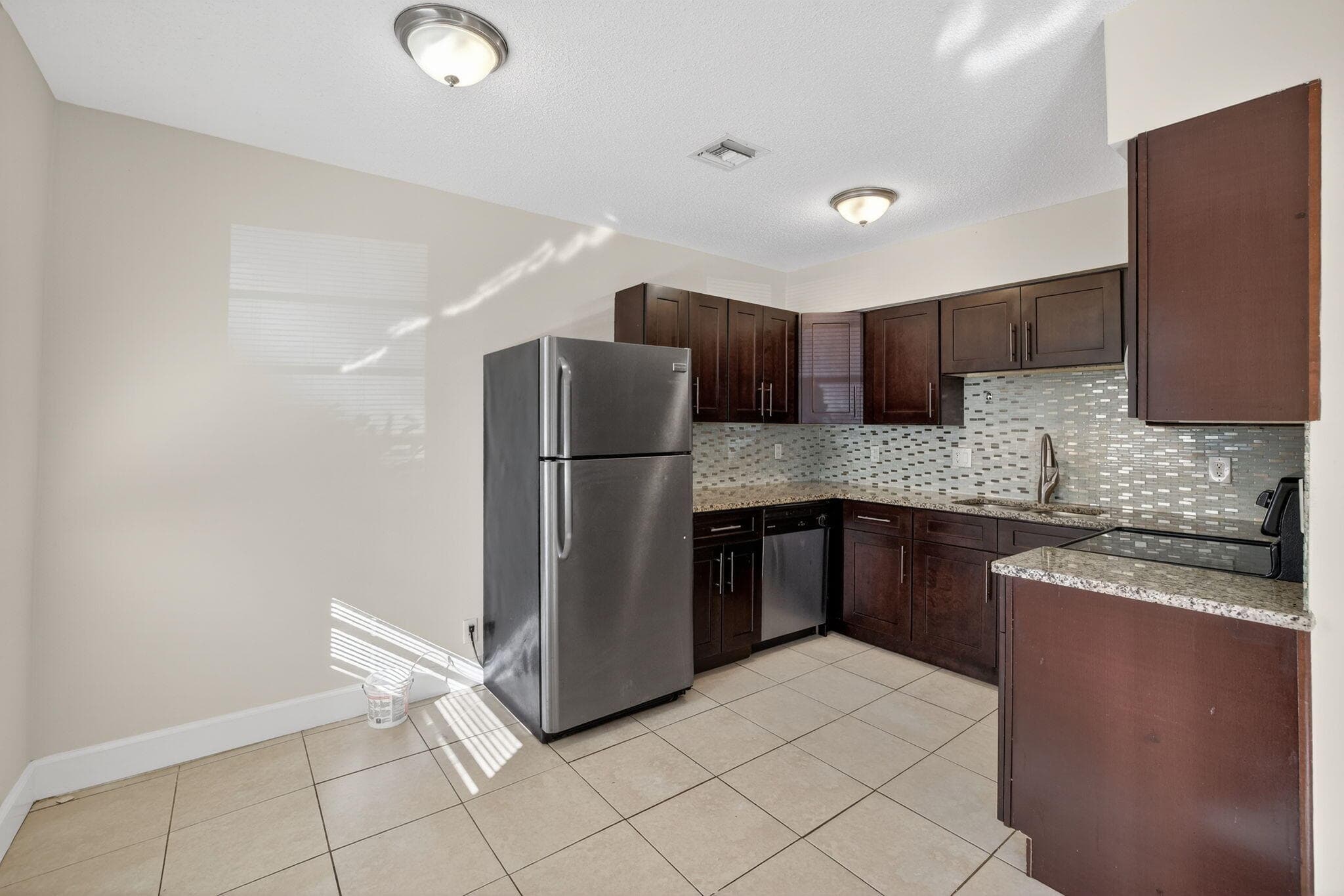 2500 SW 18th Terrace 3, Fort Lauderdale, FL 33315 — photo 17 of 22