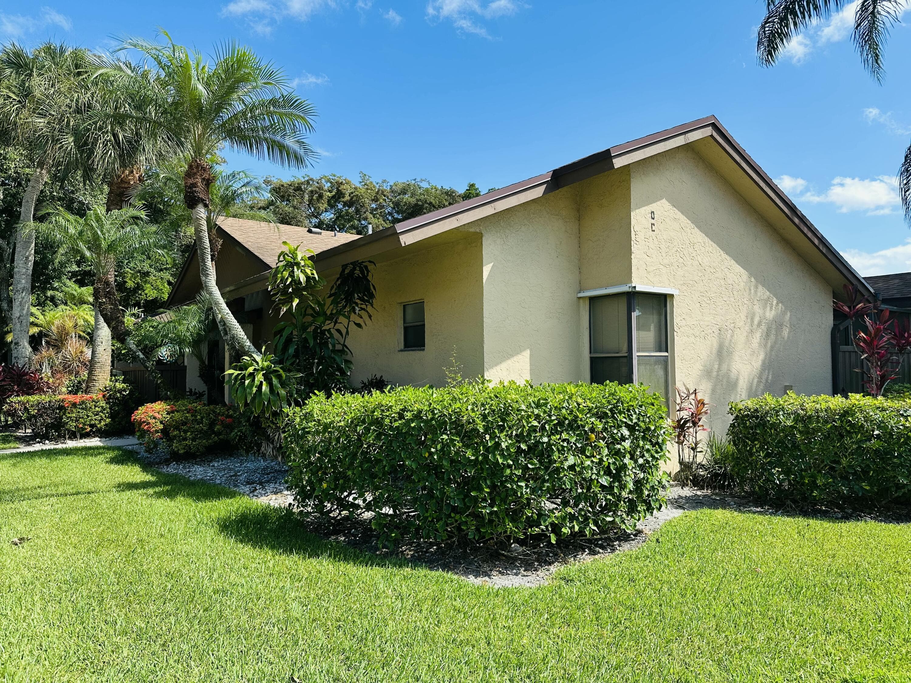 3953 Cocoplum Circle 3611, Coconut Creek, FL 33063 — photo 2 of 25