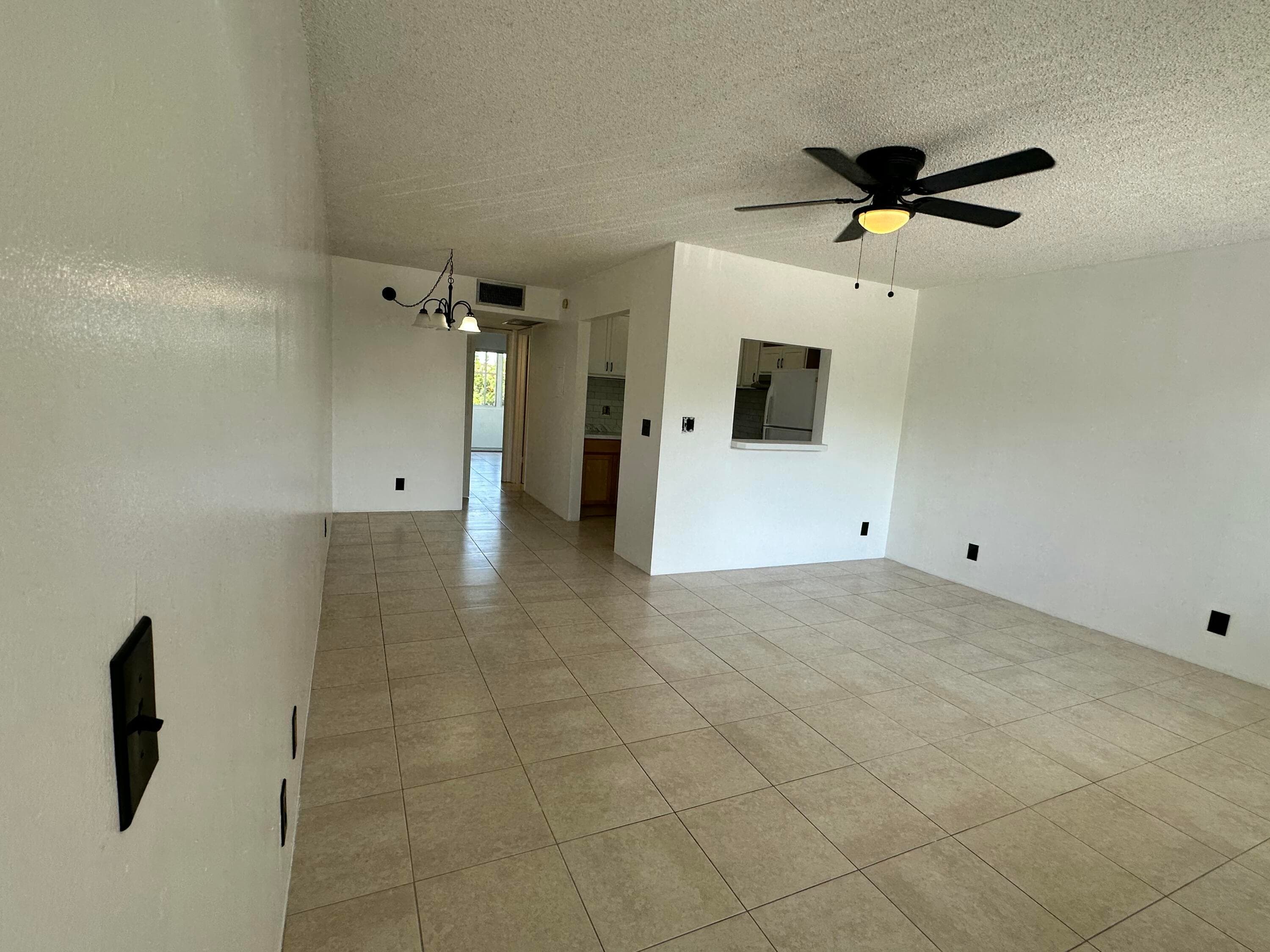 555 Purdy Lane 306, Palm Springs, FL 33461 — photo 5 of 22
