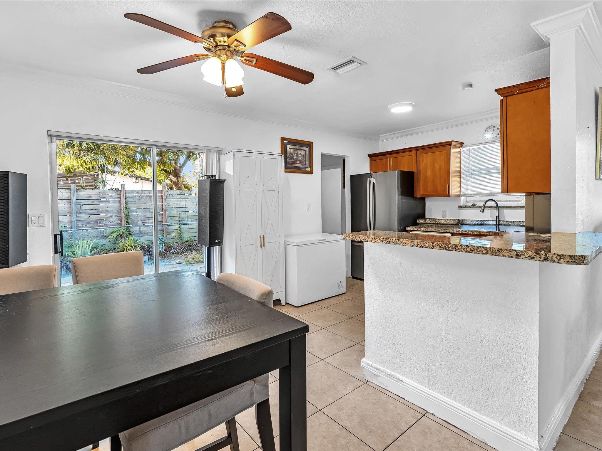 700 SW 5th Court, Hallandale Beach, FL 33009 — photo 14 of 46