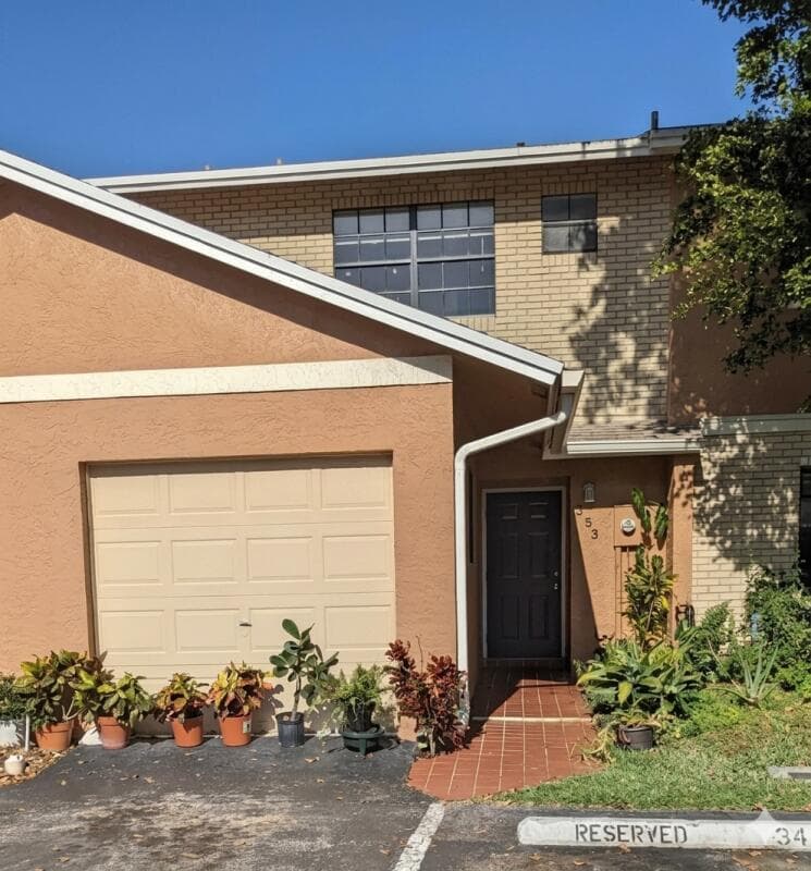 353 NW 103rd Terrace, Pembroke Pines, FL 33026 — photo