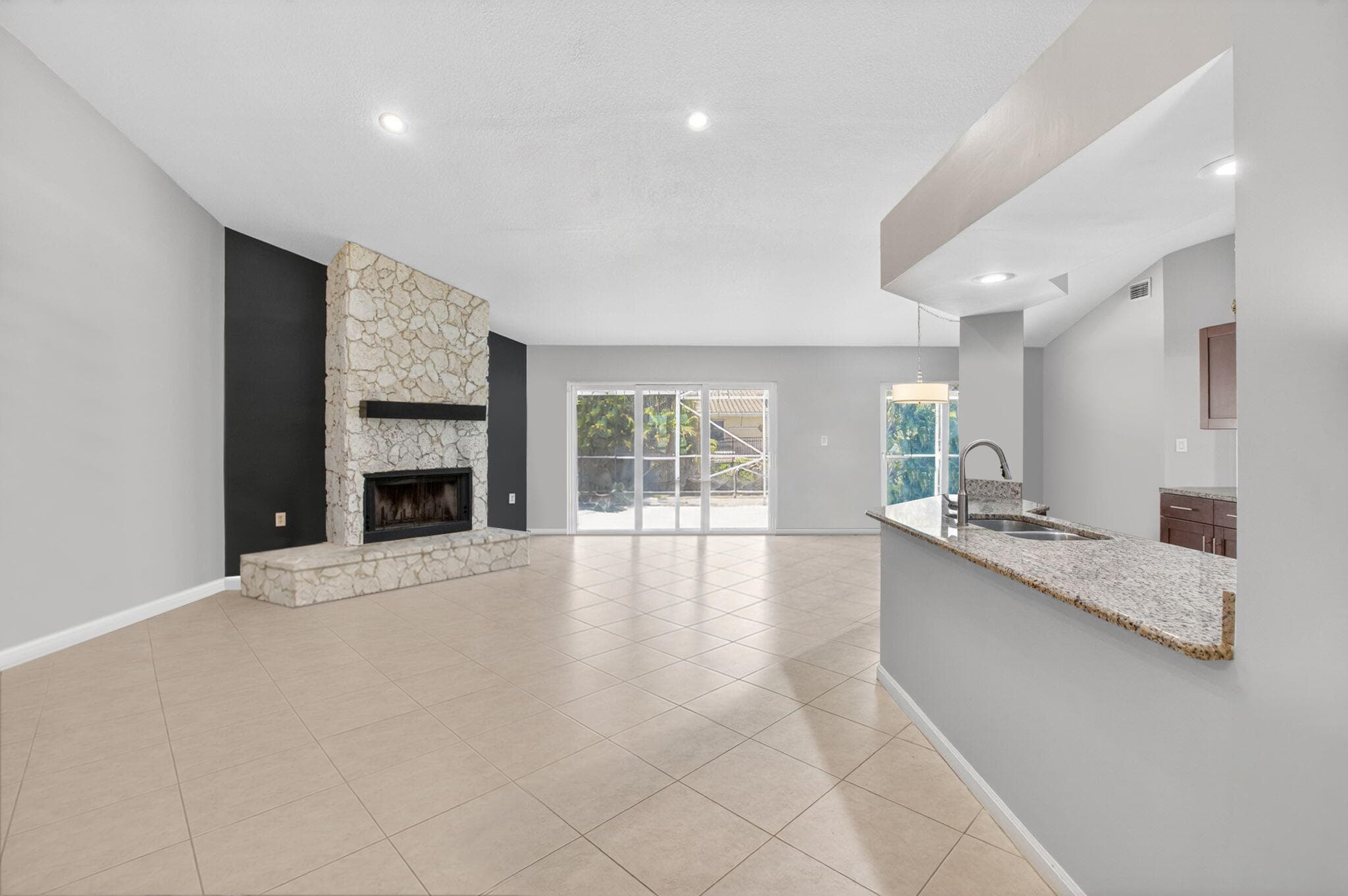 7069 NW 3rd Avenue, Boca Raton, FL 33487 — photo 8 of 58