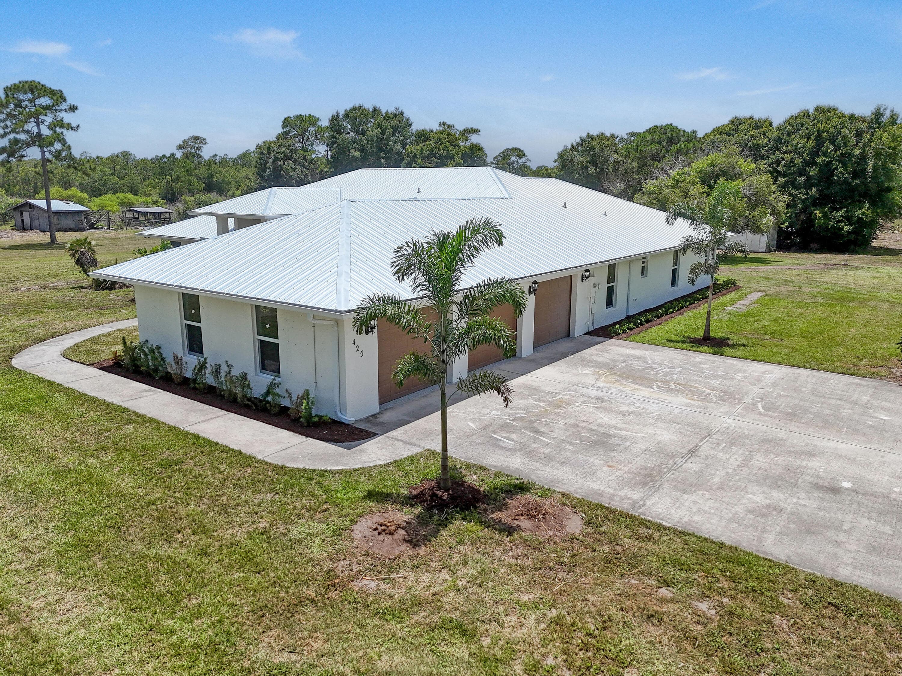 425 N Ffa Road, Fort Pierce, FL 34945 — photo 14 of 106