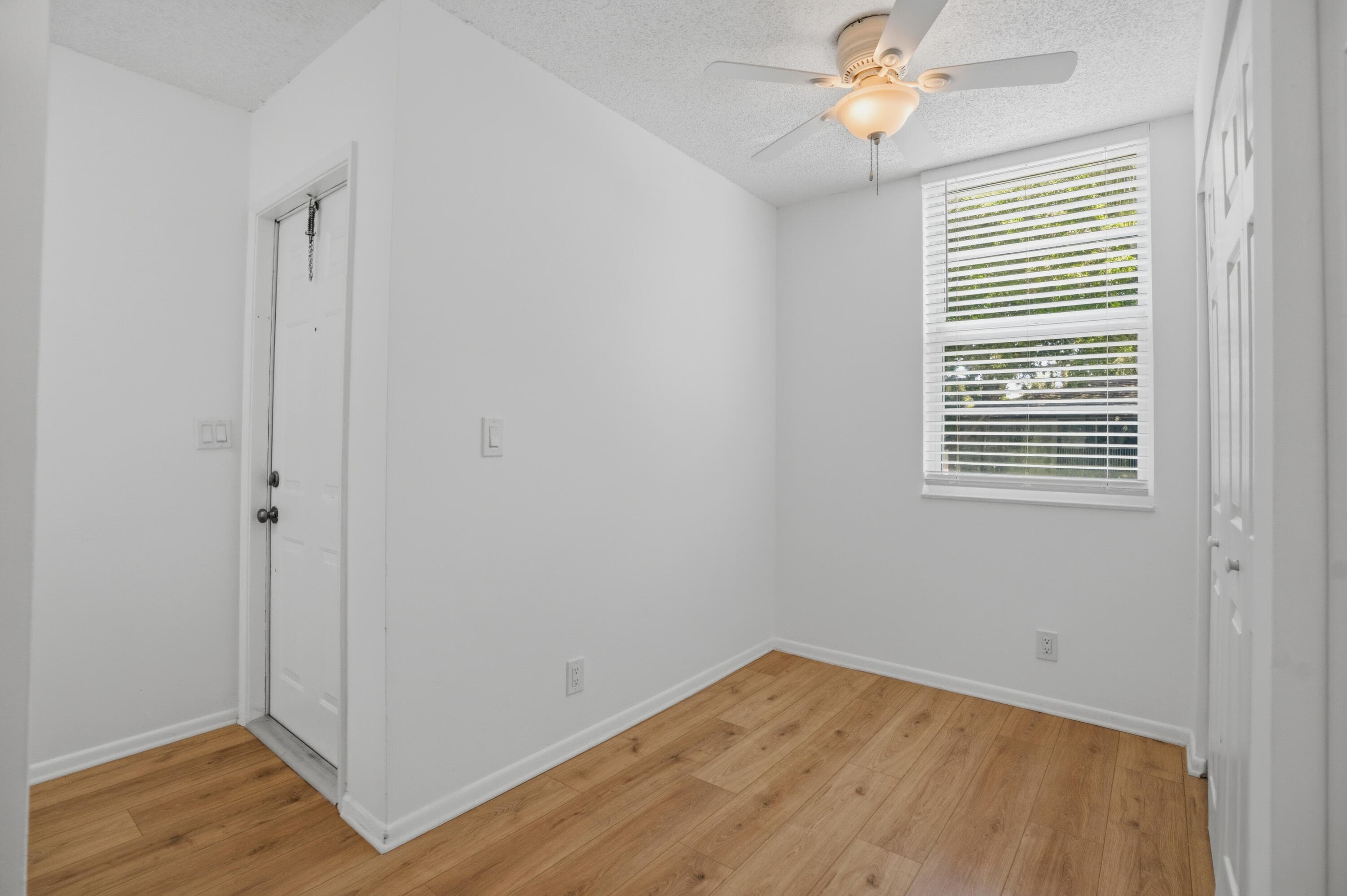 8296 NW 24th Street 8296, Coral Springs, FL 33065 — photo 23 of 35
