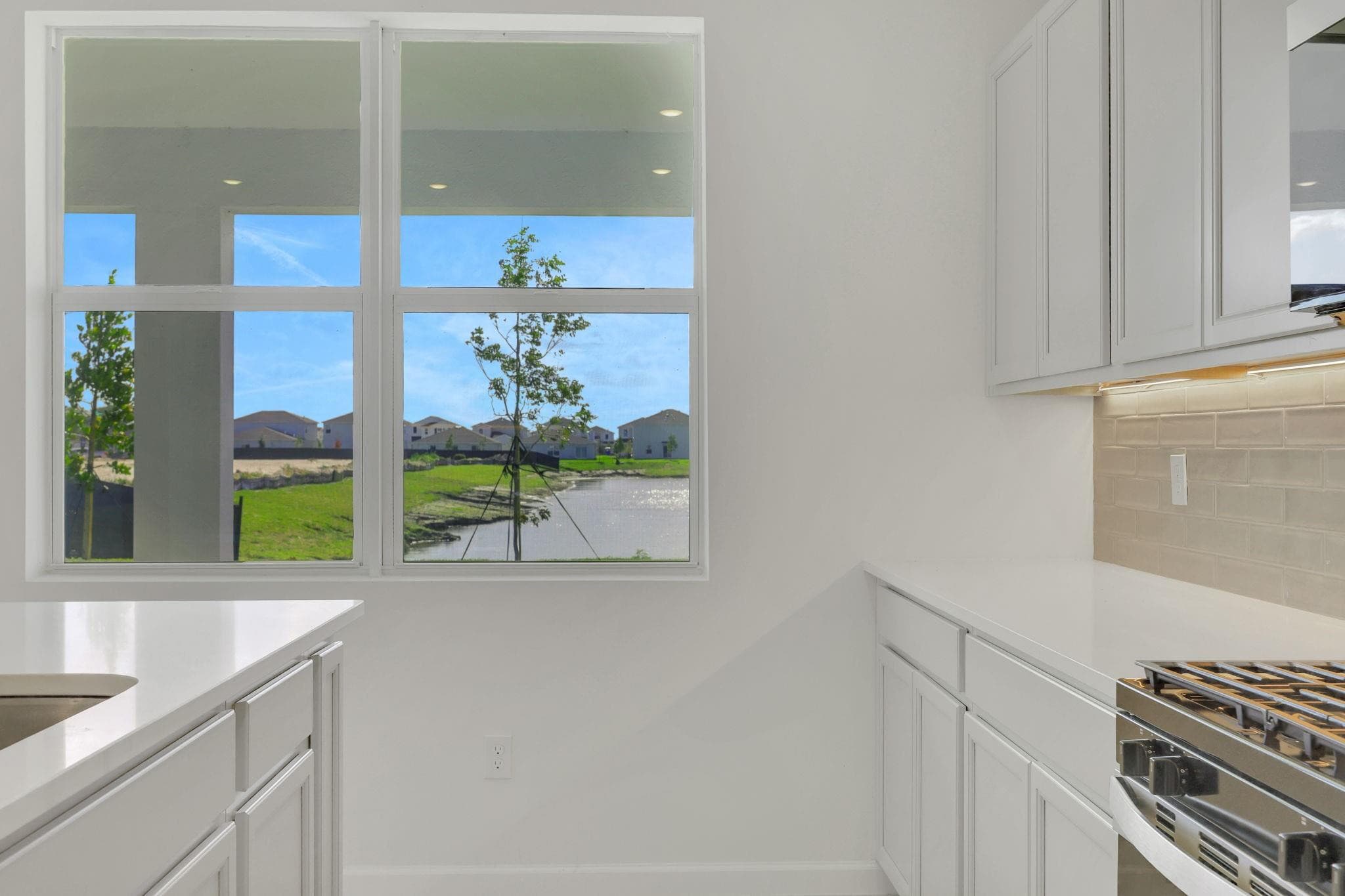 10717 NW Suncrest Lp, Port St. Lucie, FL 34987 — photo 15 of 37
