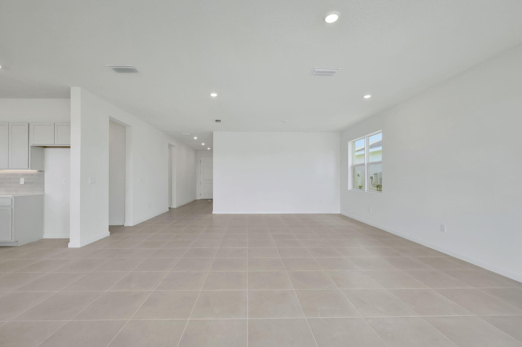 10717 NW Suncrest Lp, Port St. Lucie, FL 34987 — photo 18 of 37
