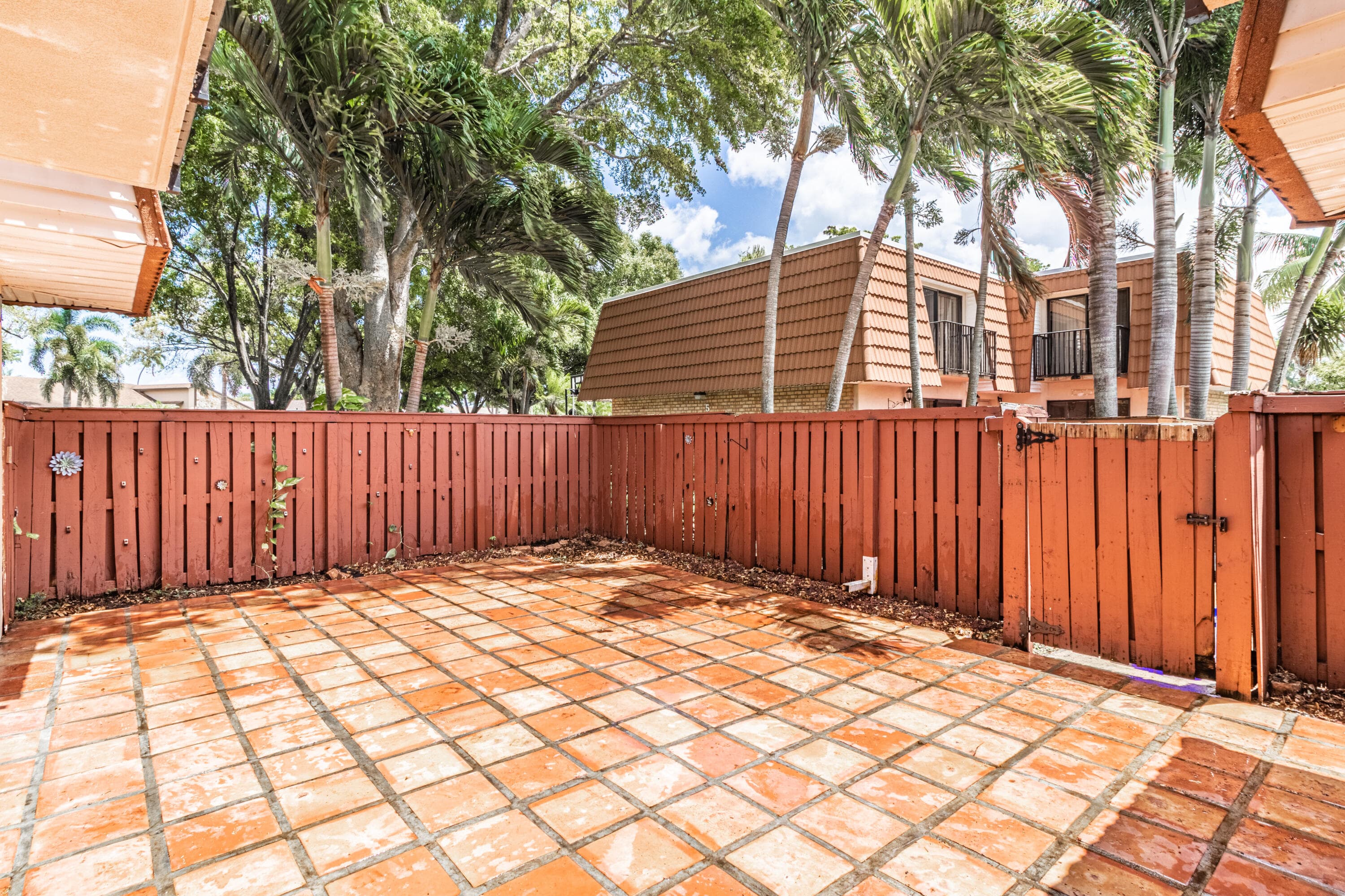 2826 SW 12th Street, Deerfield Beach, FL 33442 — photo 21 of 23