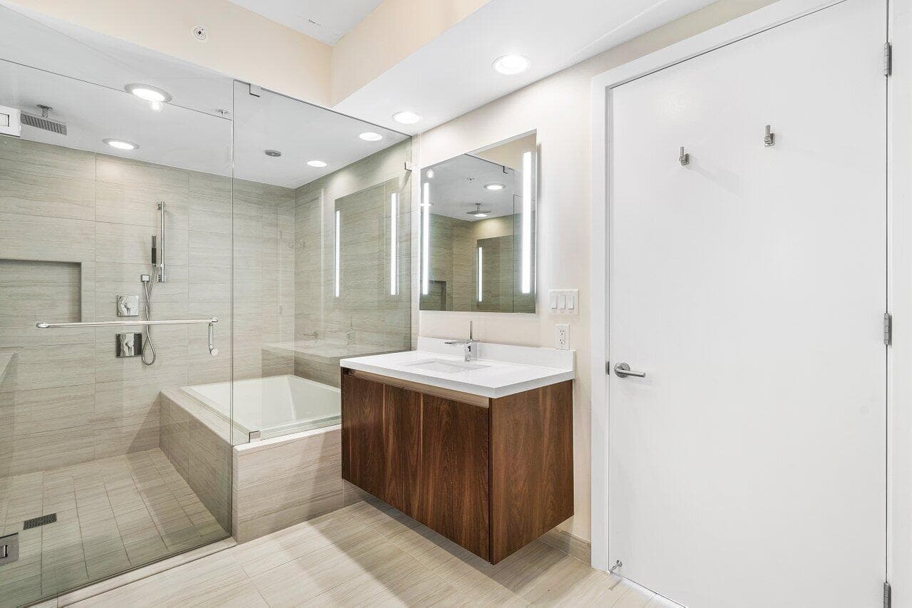 1180 N Federal Highway 707, Fort Lauderdale, FL 33304 — photo 15 of 28