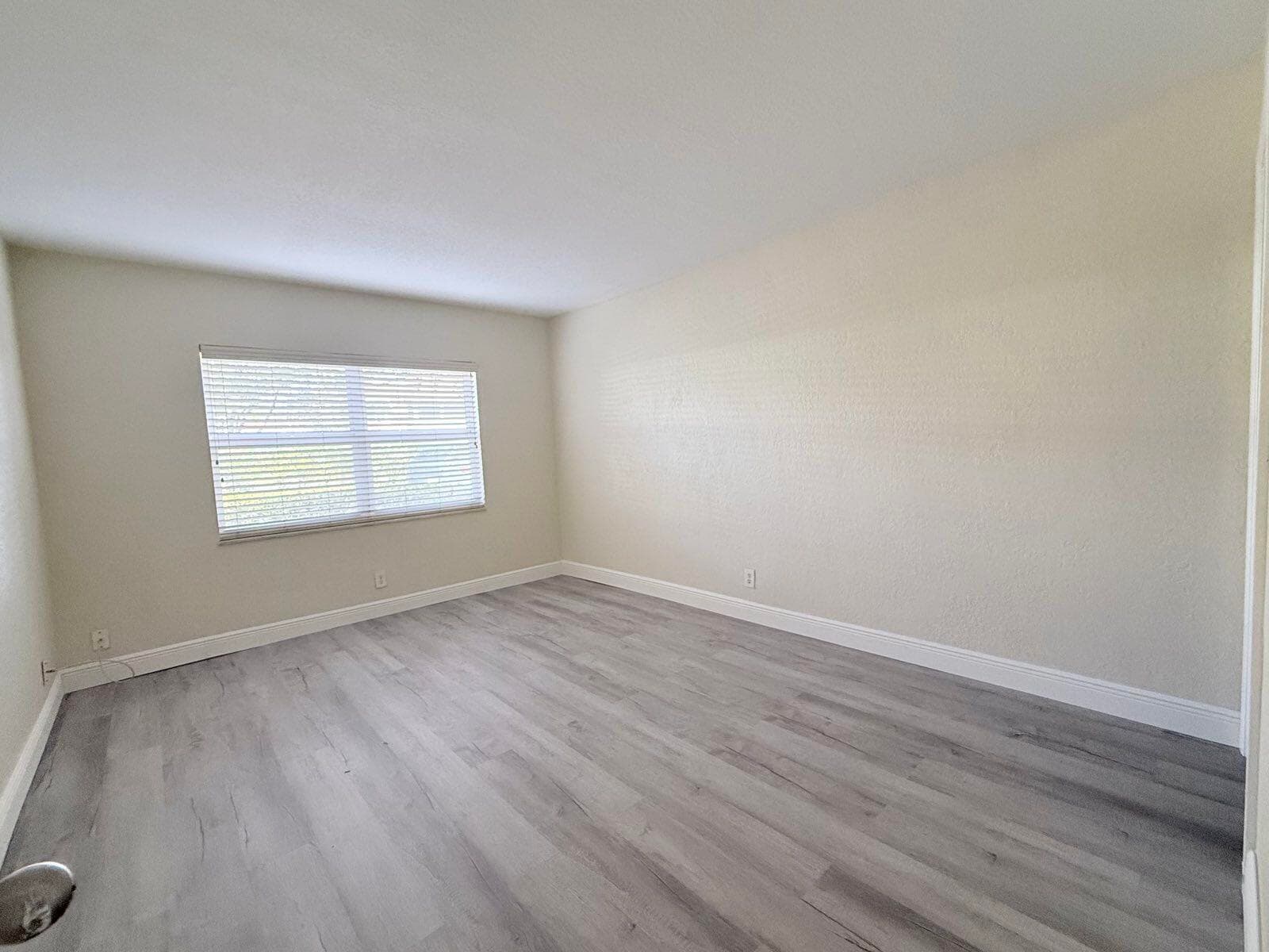760 SE 2nd Avenue D112, Deerfield Beach, FL 33441 — photo 5 of 7