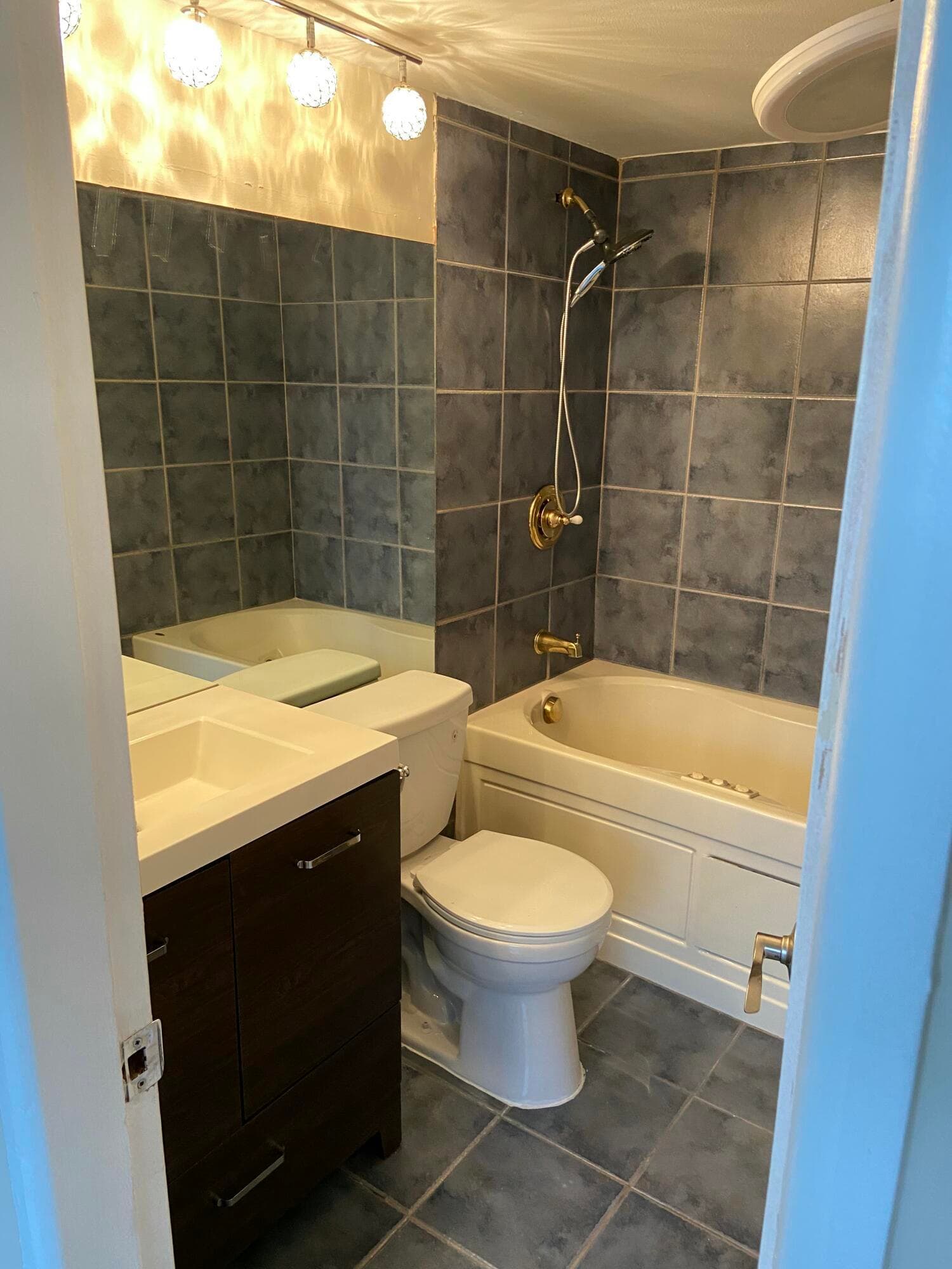1040 SE 4th Avenue 222, Deerfield Beach, FL 33441 — photo 13 of 29