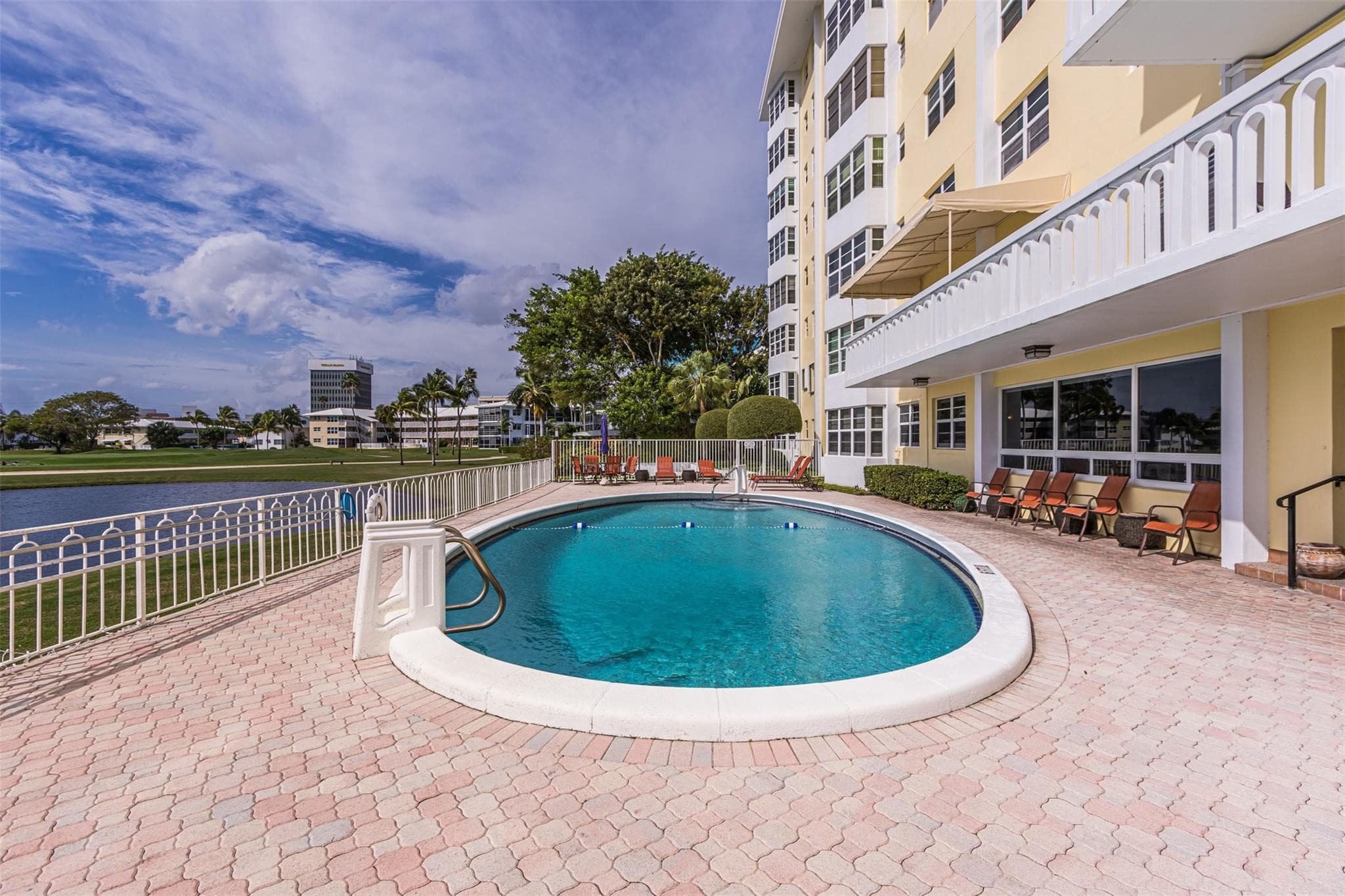 2500 NE 48th Lane 609, Fort Lauderdale, FL 33308 — photo 6 of 34
