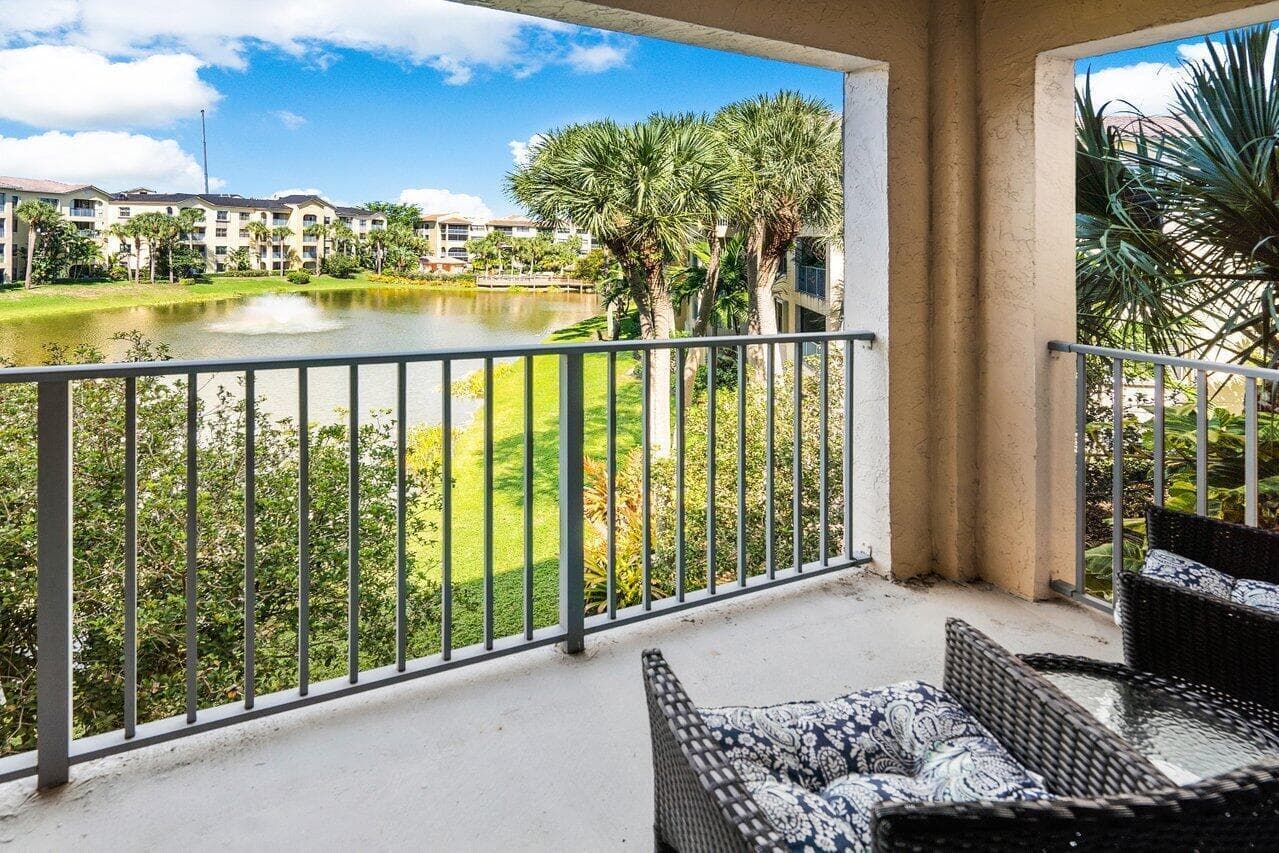 300 Uno Lago Drive 304, Juno Beach, FL 33408 — photo 23 of 24