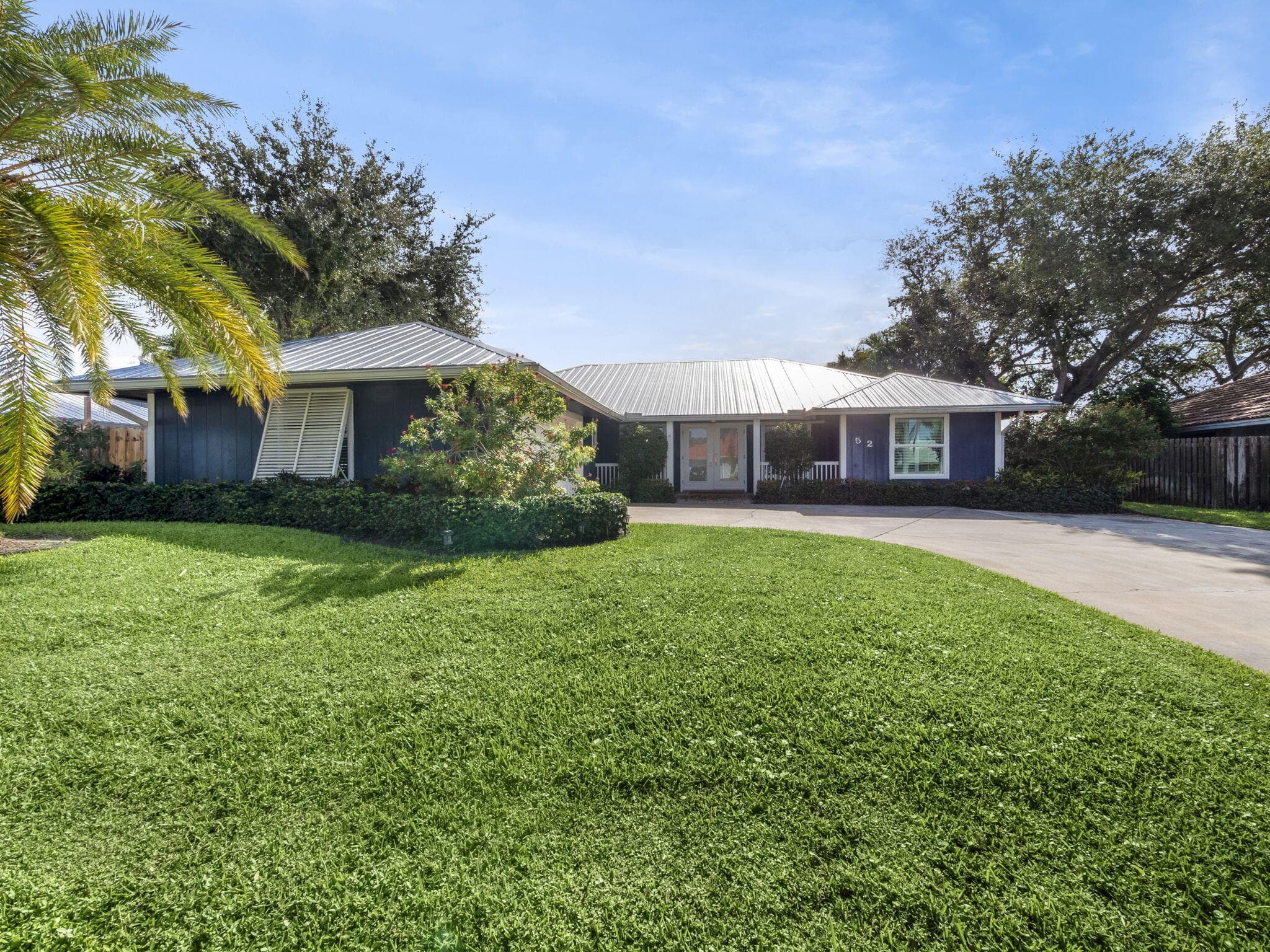 52 Birch Place, Tequesta, FL 33469 — photo 2 of 35