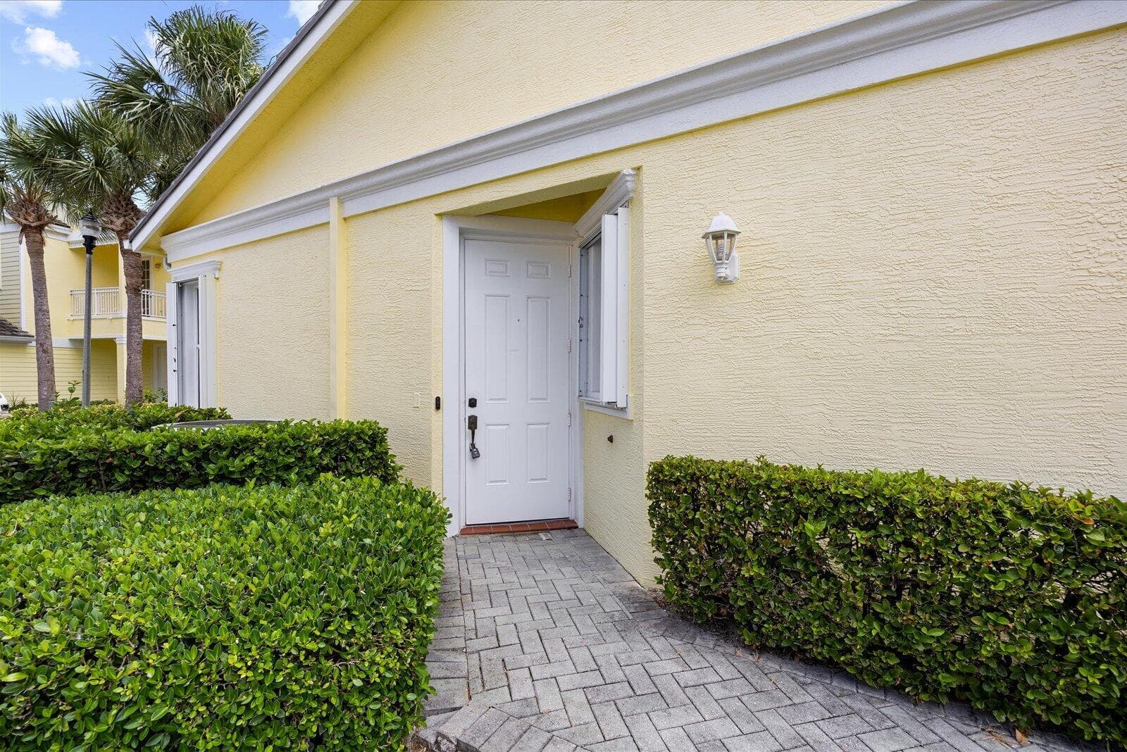 801 Mariner Bay, Fort Pierce, FL 34949 — photo 2 of 29