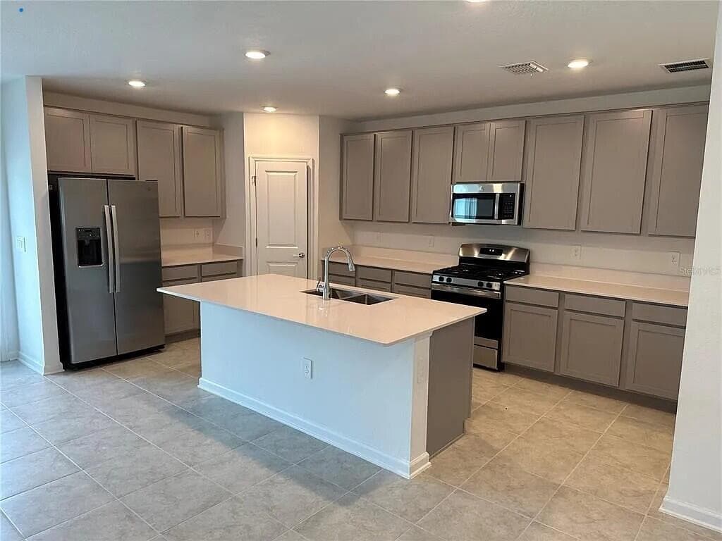26151 Feathergrass Circle, Leesburg, FL 34748 — photo 7 of 15