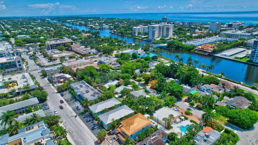 49 SE 7th Avenue 3, Delray Beach, FL 33483 — photo 24 of 24
