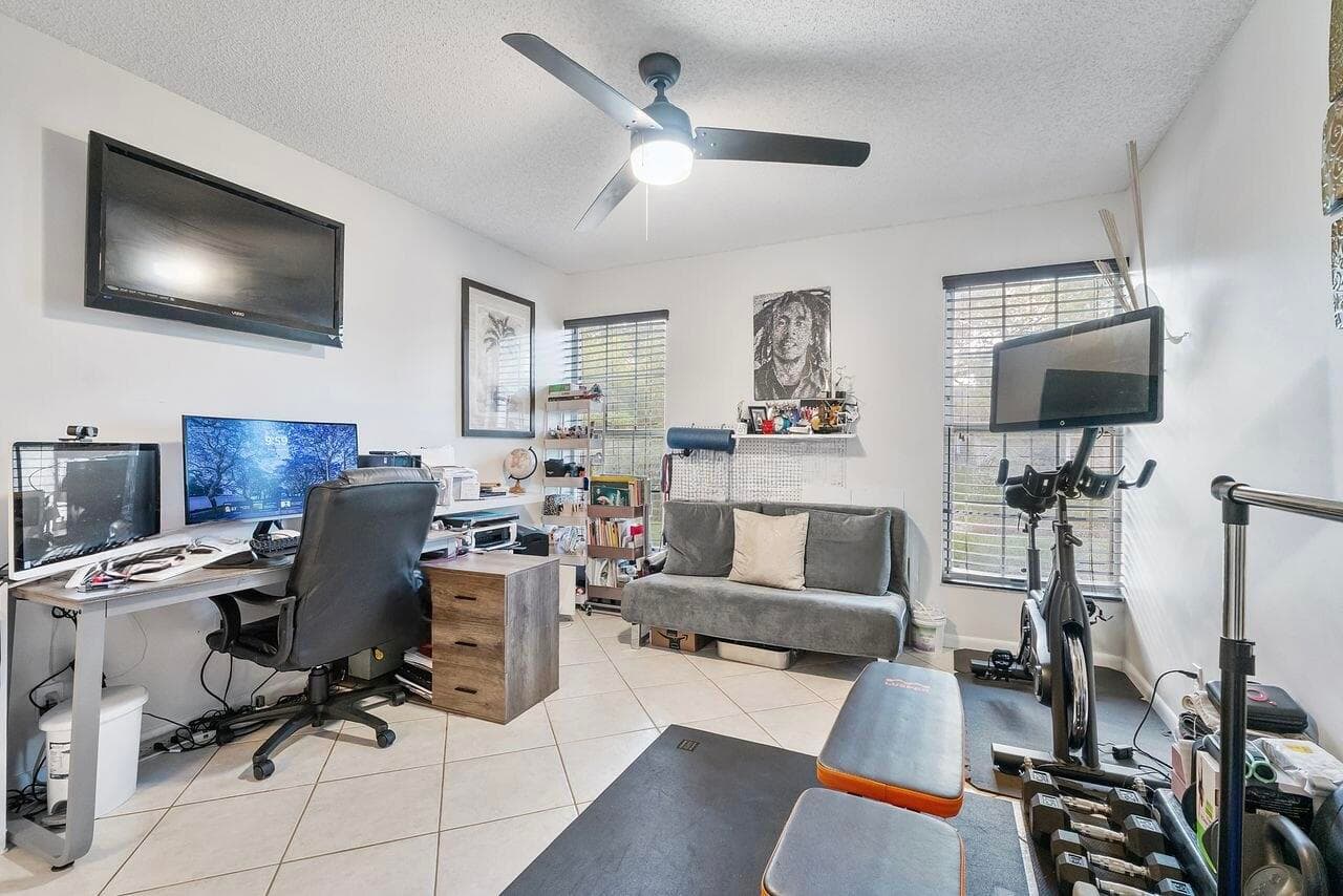 6237 Old Court Road 104, Boca Raton, FL 33433 — photo 23 of 34