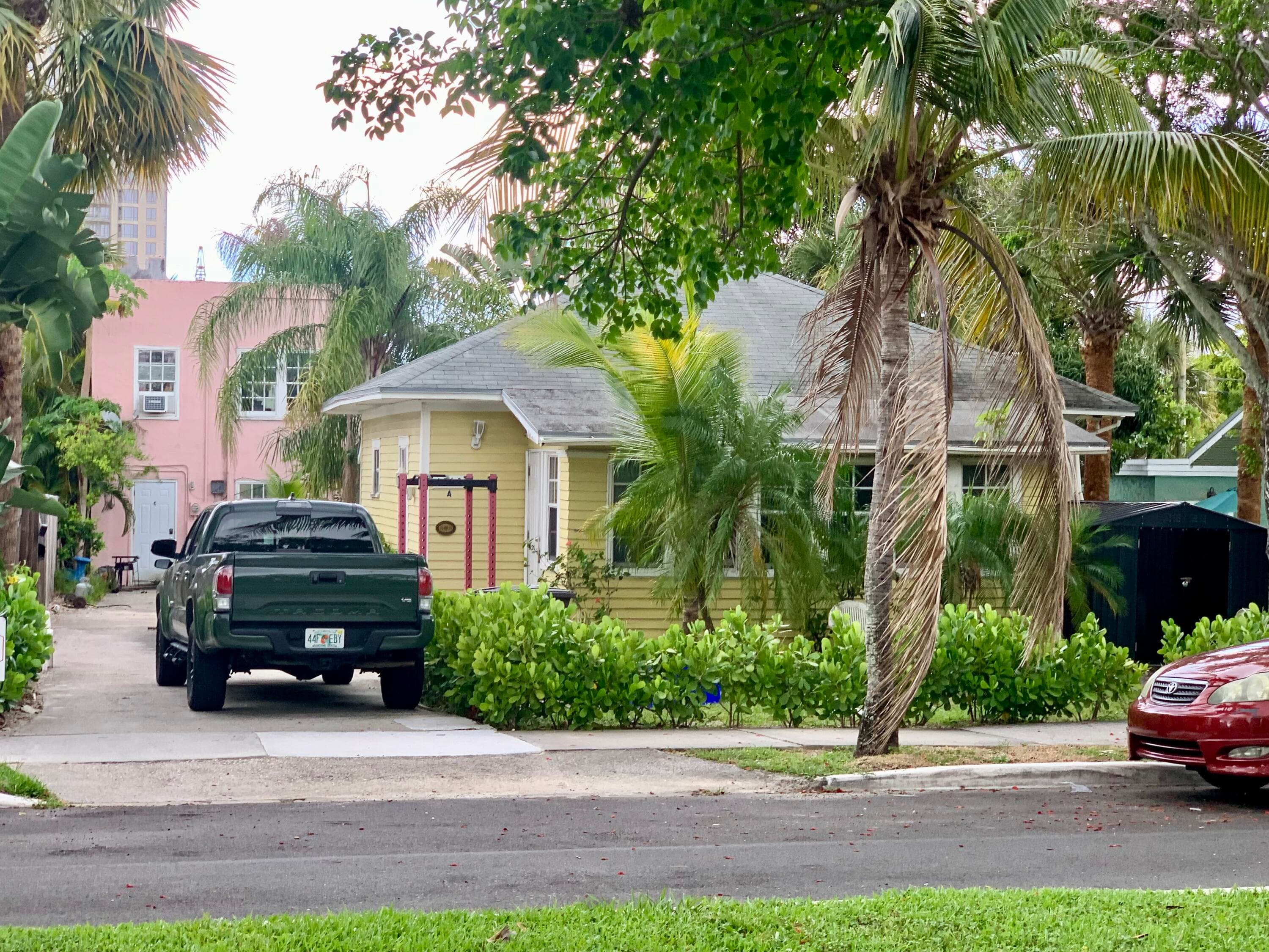 1310 Florida Avenue, West Palm Beach, FL 33401 — photo 2 of 15