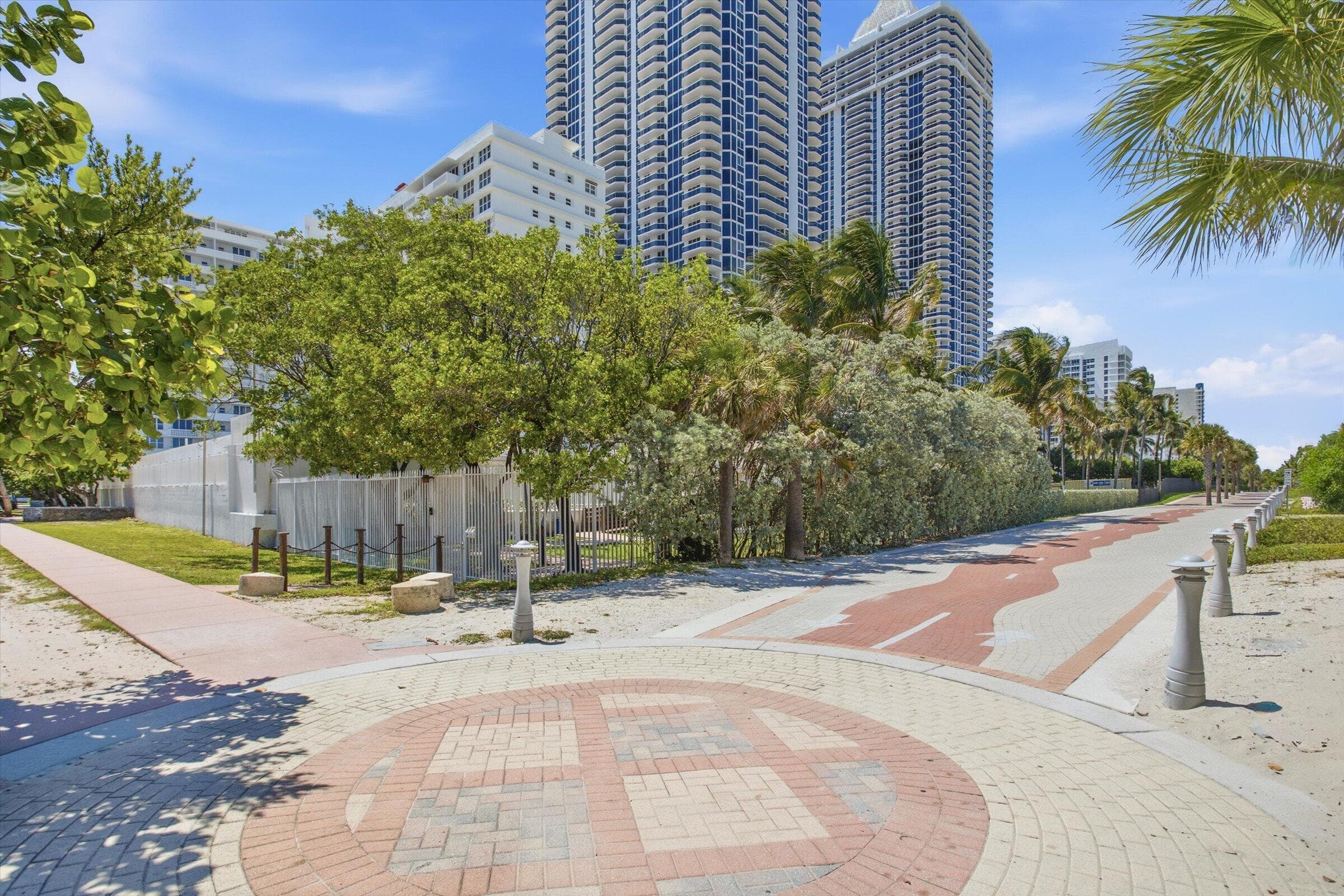 4747 Collins Avenue 1109, Miami Beach, FL 33140 — photo 42 of 47