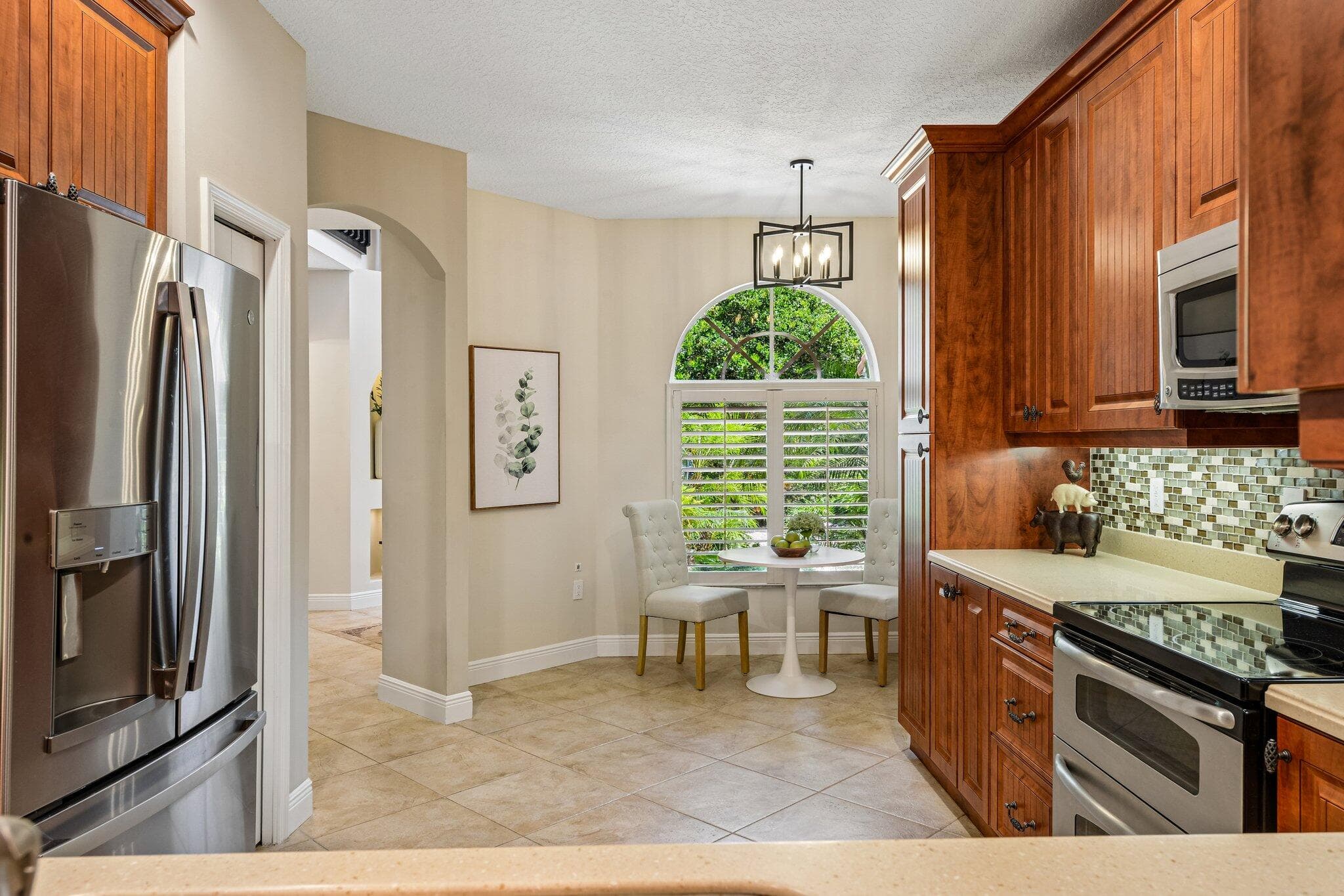 692 W Palm Aire Drive, Pompano Beach, FL 33069 — photo 13 of 55