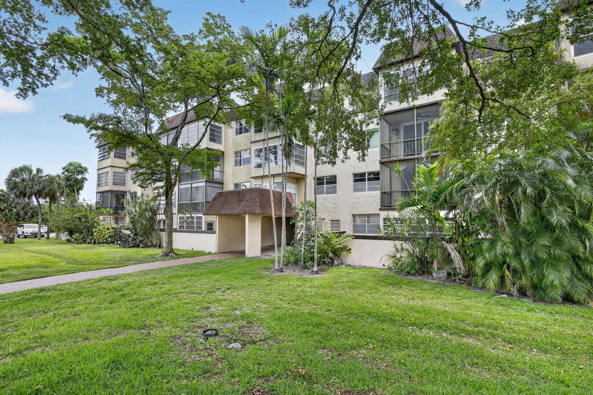 7300 NW 17th Street 207, Plantation, FL 33313 — photo 18 of 24