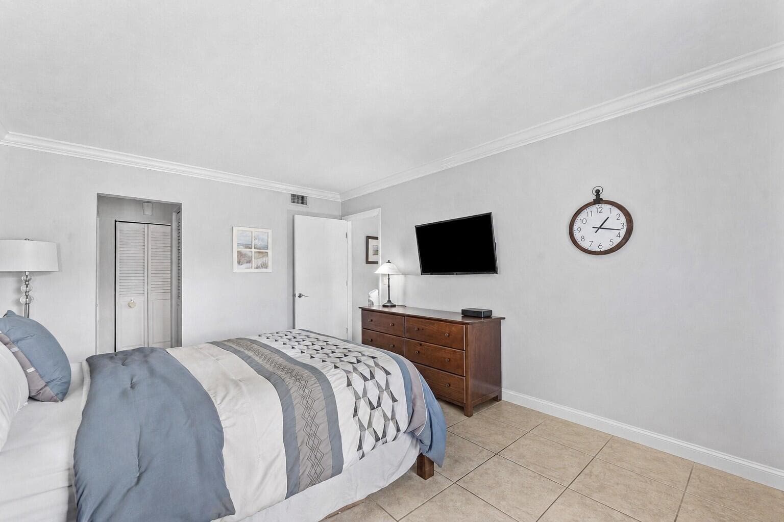 1108 Green Pine Boulevard E1, West Palm Beach, FL 33409 — photo 14 of 43