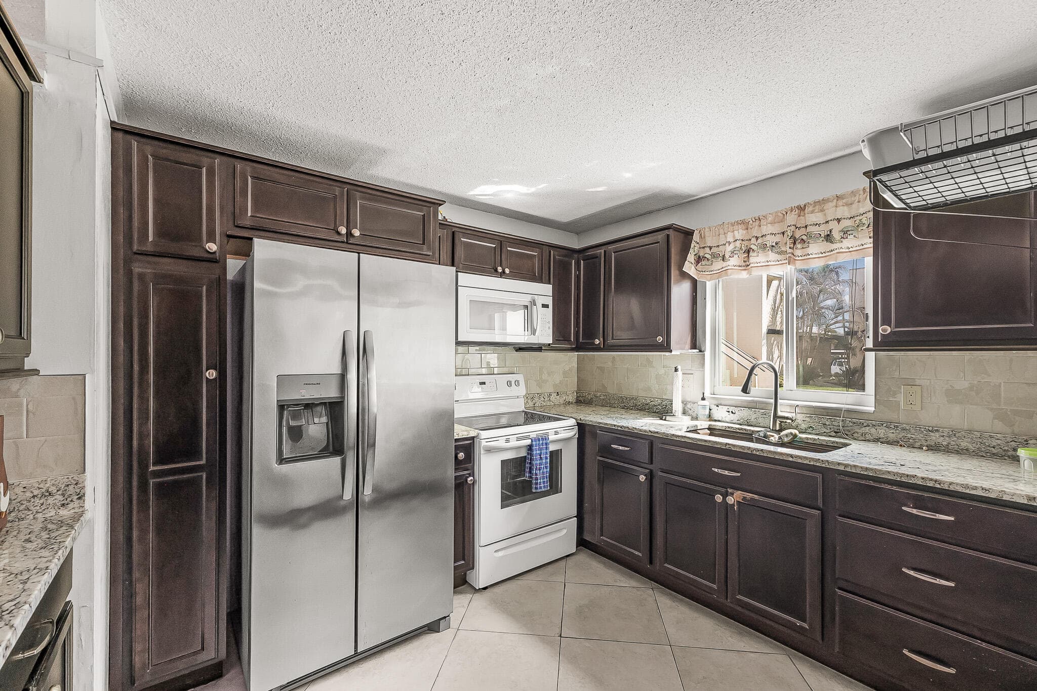 1500 NE 13th Terrace G6, Jensen Beach, FL 34957 — photo 3 of 23