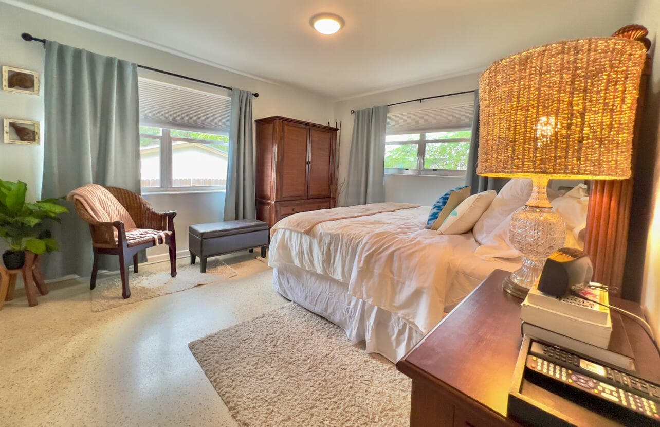 2401 Avenue Q, West Palm Beach, FL 33404 — photo 33 of 60