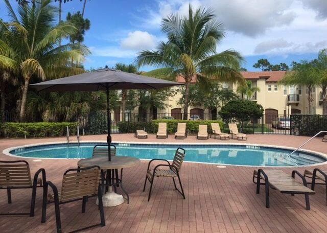 2812 Eagle Rock Circle 906, West Palm Beach, FL 33411 — photo 39 of 40