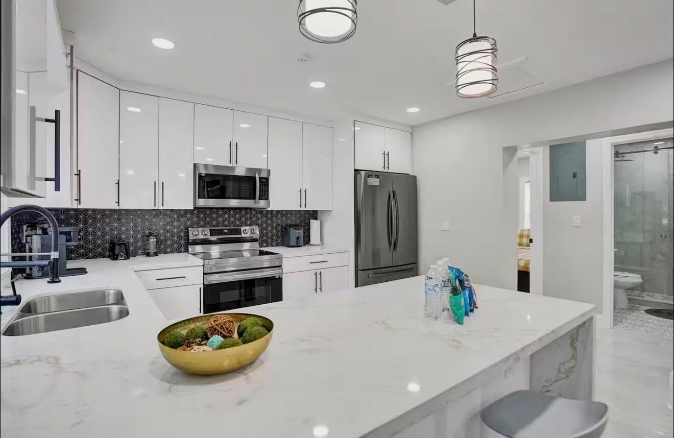 1701 Jefferson Street, Hollywood, FL 33020 — photo 2 of 26