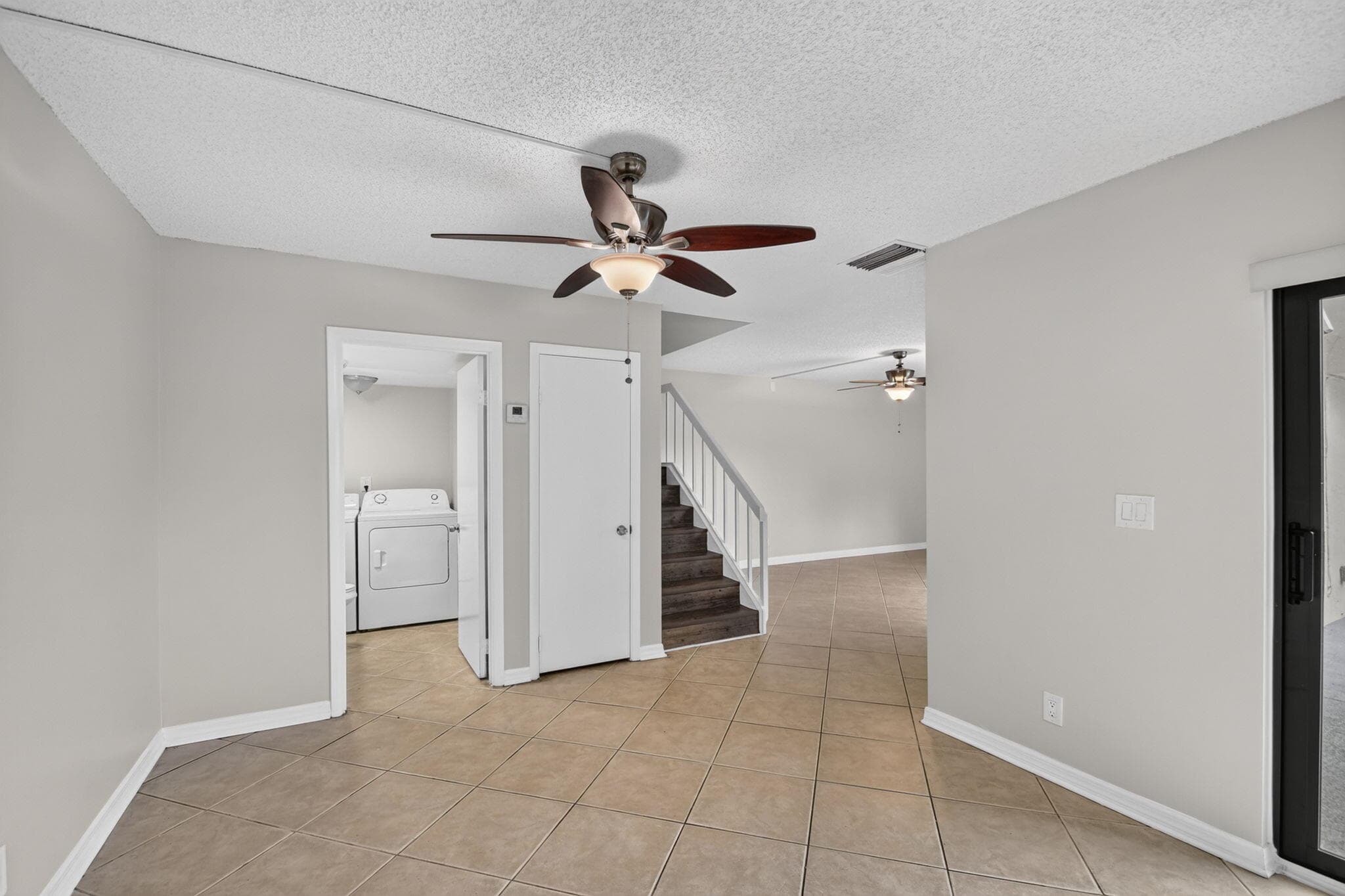 744 Springdale Circle, Palm Springs, FL 33461 — photo 9 of 40