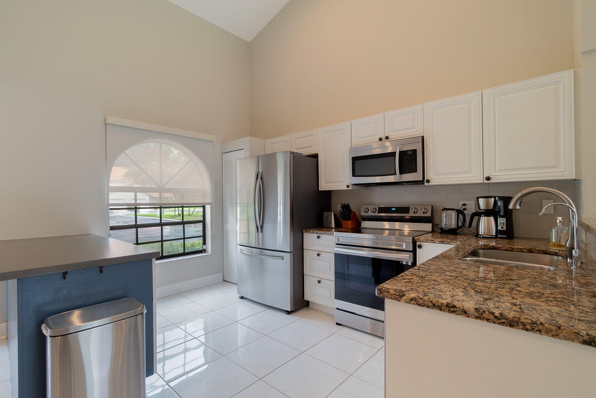 13547 Fountain View Boulevard, Wellington, FL 33414 — photo 8 of 33