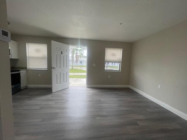 4393 Windsor Avenue 12, West Palm Beach, FL 33407 — photo 7 of 13
